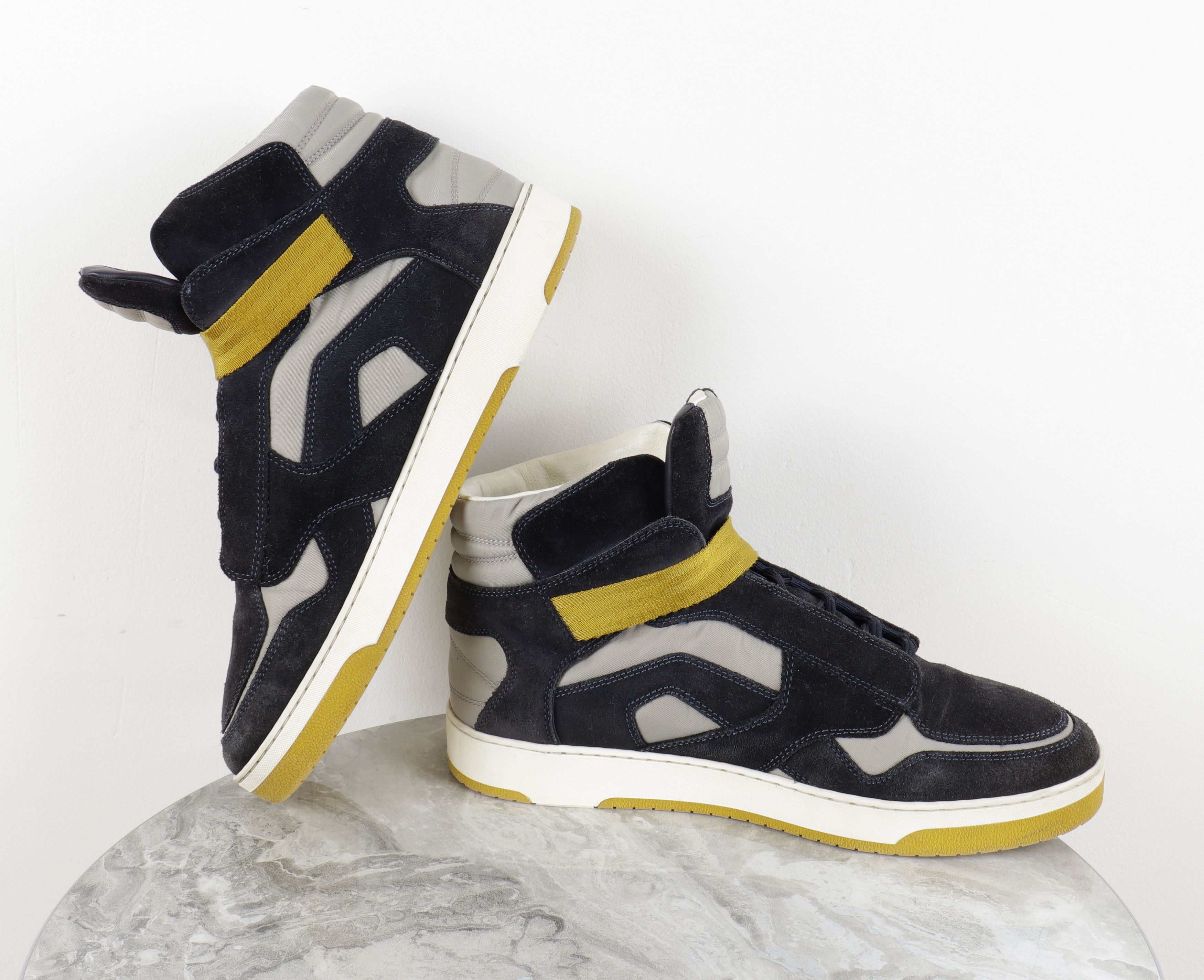 Louis Vuitton Louis Vuitton Suede Nylon Navy Blue High Top Sneakers Size US 7 / EU 40 - 13 Thumbnail