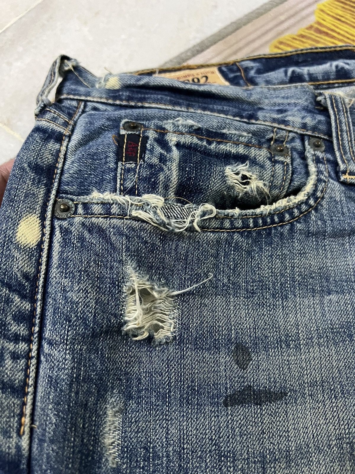 Abercrombie & Fitch 💥FLARE💥VTG ABERCROMBIE & FITCH FLARE RIPPED JEANS VERY RARE Size US 32 / EU 48 - 9 Thumbnail