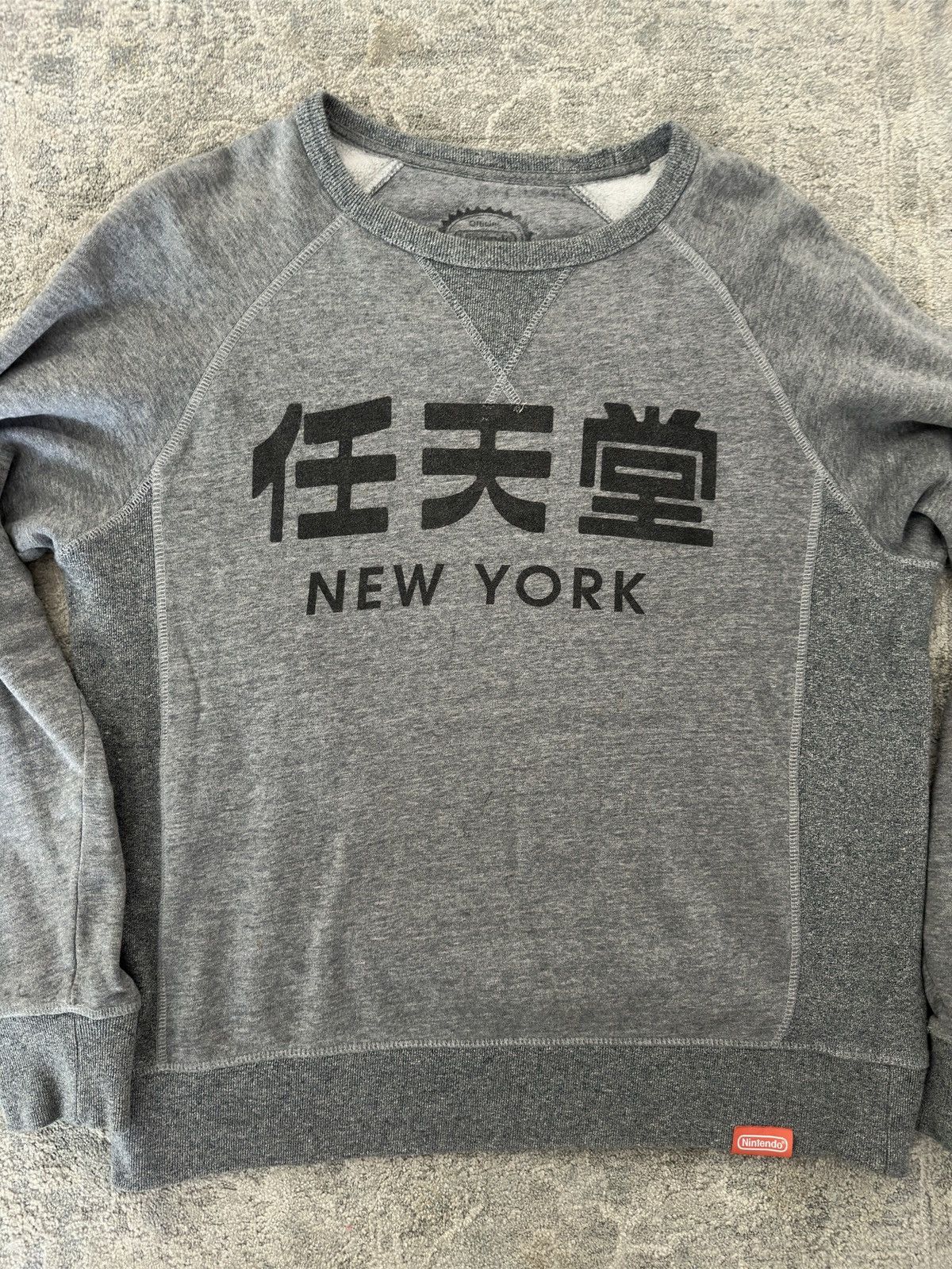Nintendo Nintendo New York Grey Sweater Japanese Size US L / EU 52-54 / 3 - 1 Thumbnail