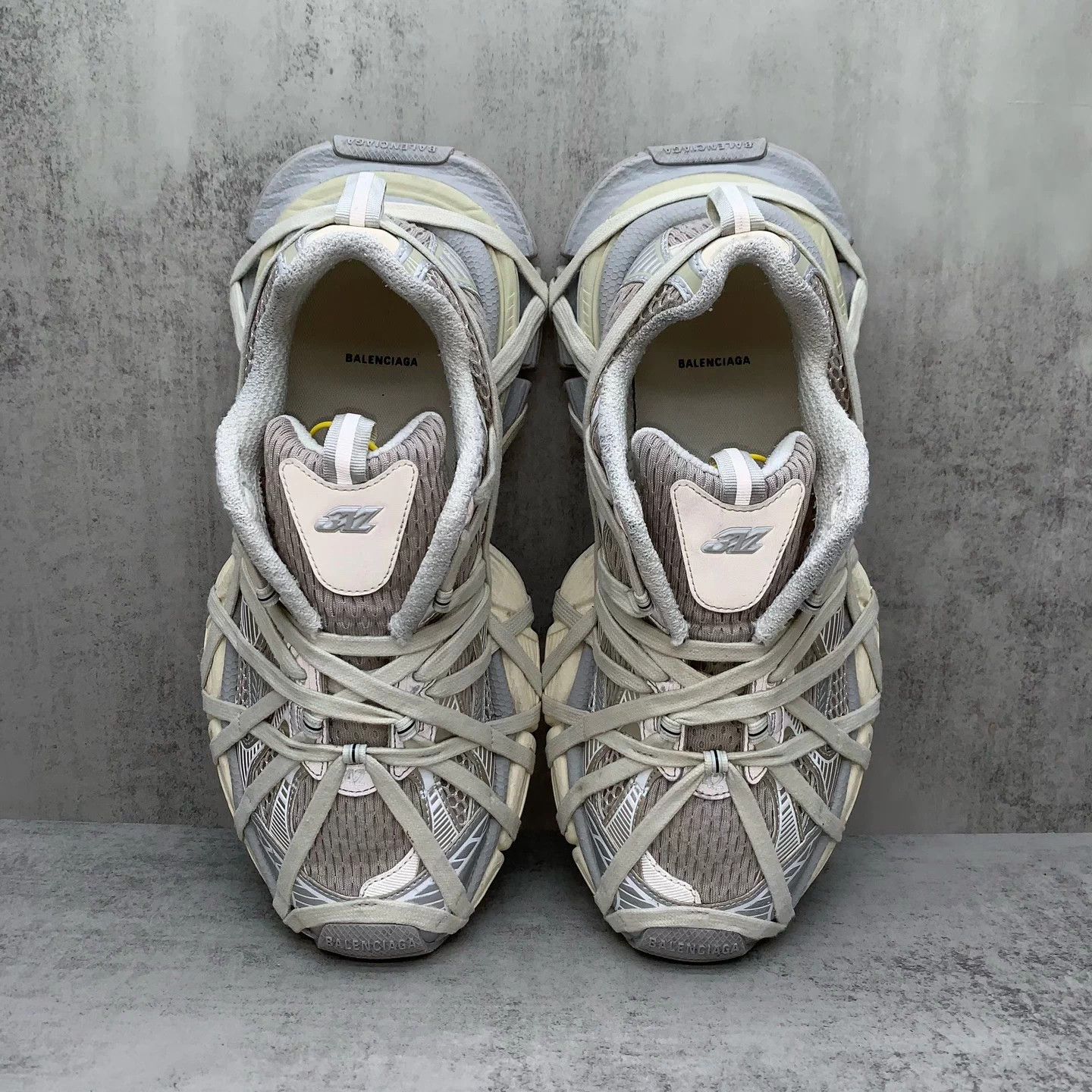 Balenciaga 3xl Balenciaga Crazy Laces Dad Shoes 42 98 New Size US 9 / EU 42 - 6 Thumbnail