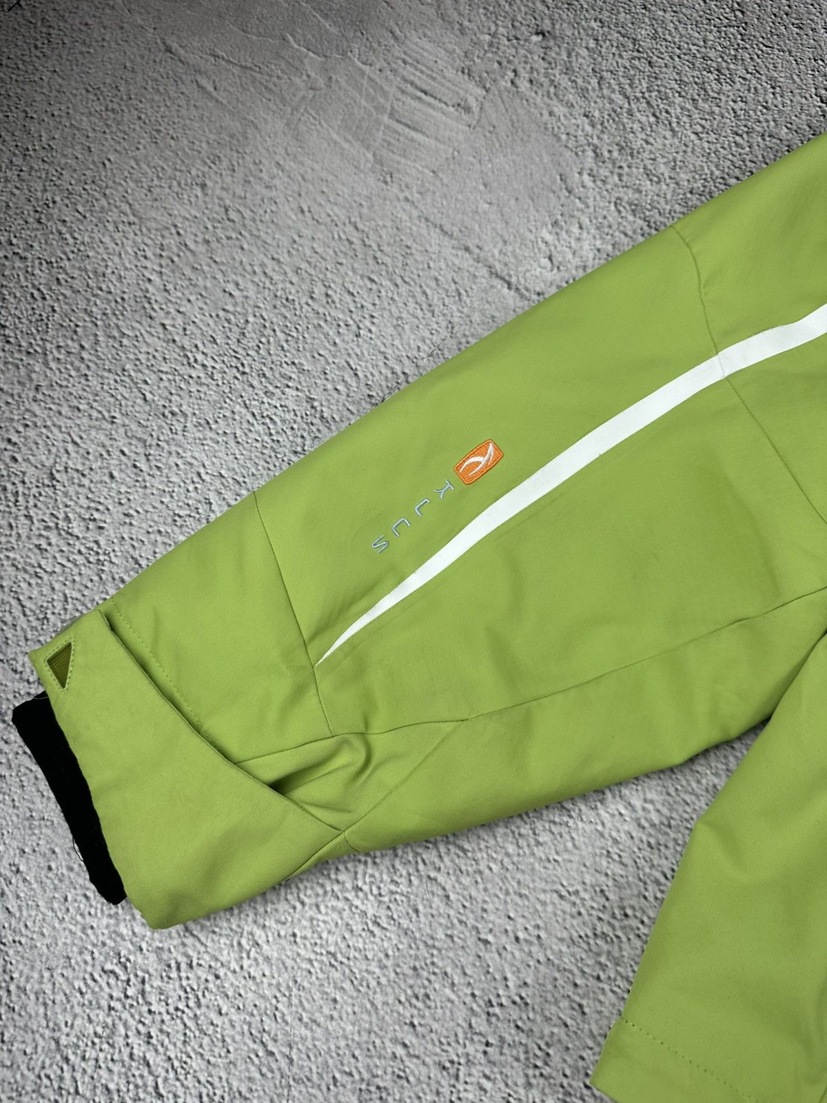 KJUS Kjus Ski Jacket Storm Hood Rain Coat Outdoor Gorpcore Style Size US L / EU 52-54 / 3 - 8 Thumbnail