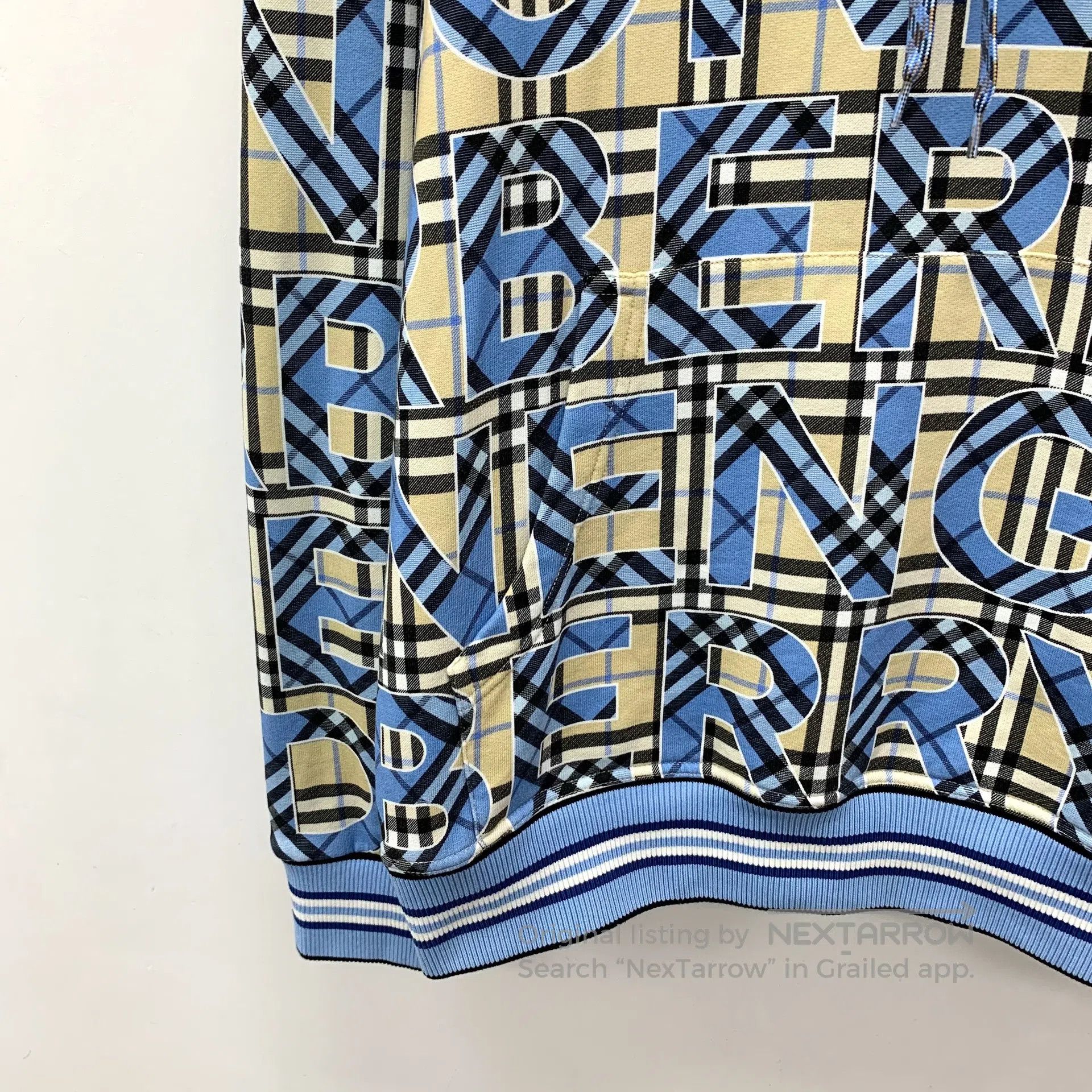Burberry Burberry Color-blocked tartan lettering print cotton hoode Size US M / EU 48-50 / 2 - 4 Thumbnail