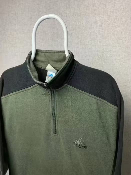 Adidas Adidas sweatshirt 1/4 zip logo sleeve size M khaki black Size US M / EU 48-50 / 2 - 2 Thumbnail