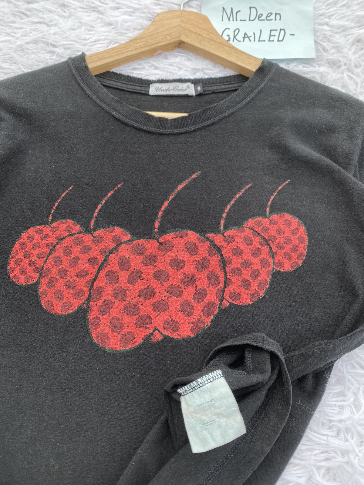Undercover Rare Undercover Red Apples Tshirt Size US S / EU 44-46 / 1 - 10 Thumbnail