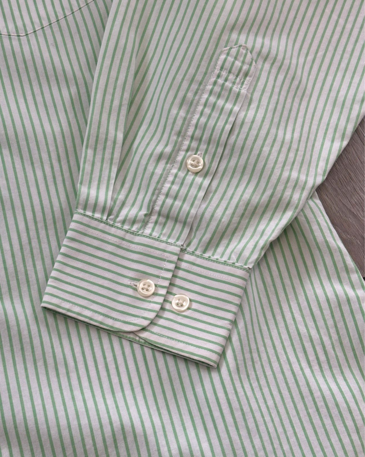Tommy Hilfiger Vintage Tommy Hilfiger Striped Button-Up Dress Shirt - Large Size US L / EU 52-54 / 3 - 4 Thumbnail
