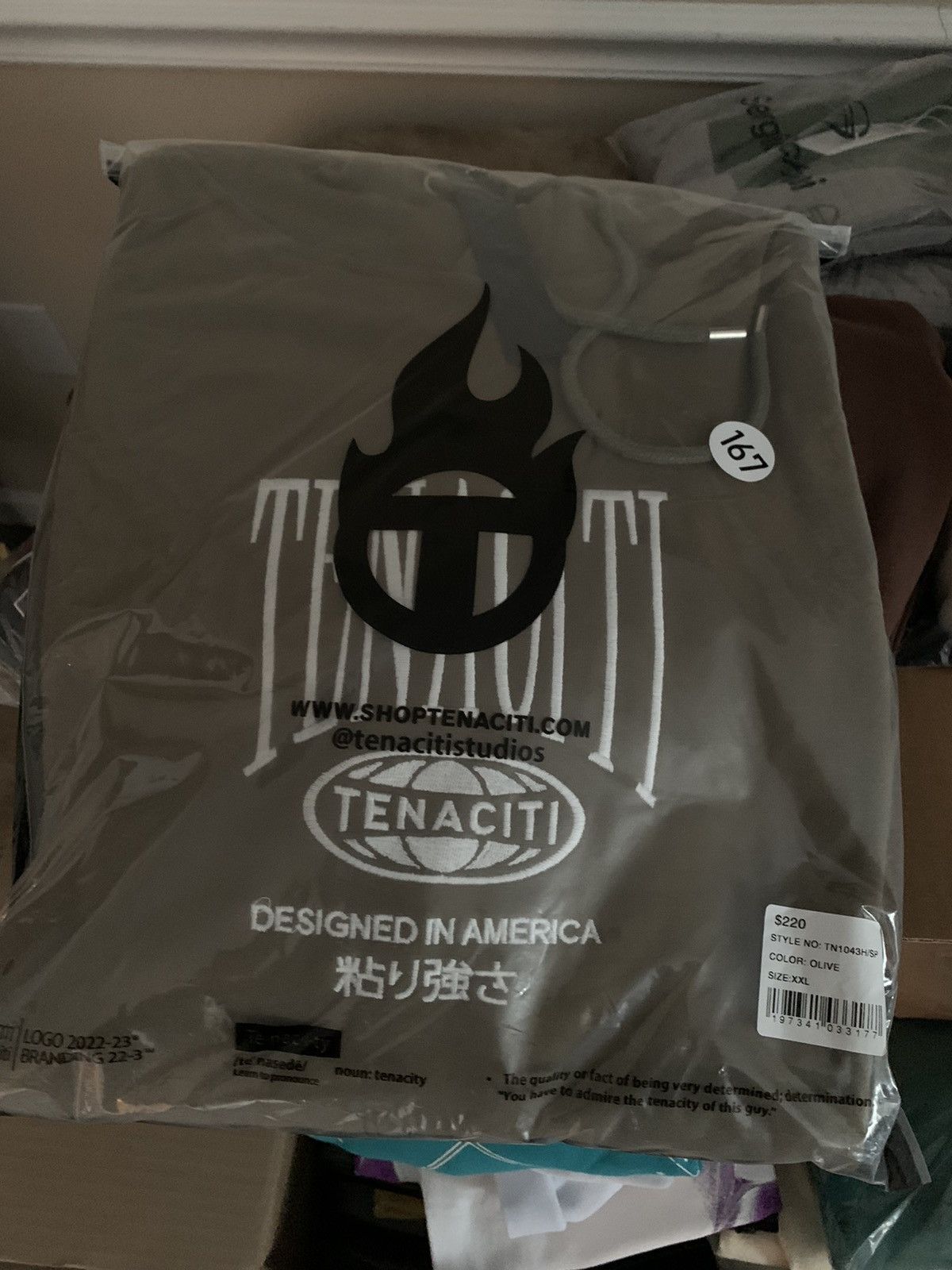 Other Tenaciti Size US L / EU 52-54 / 3 - 5 Thumbnail