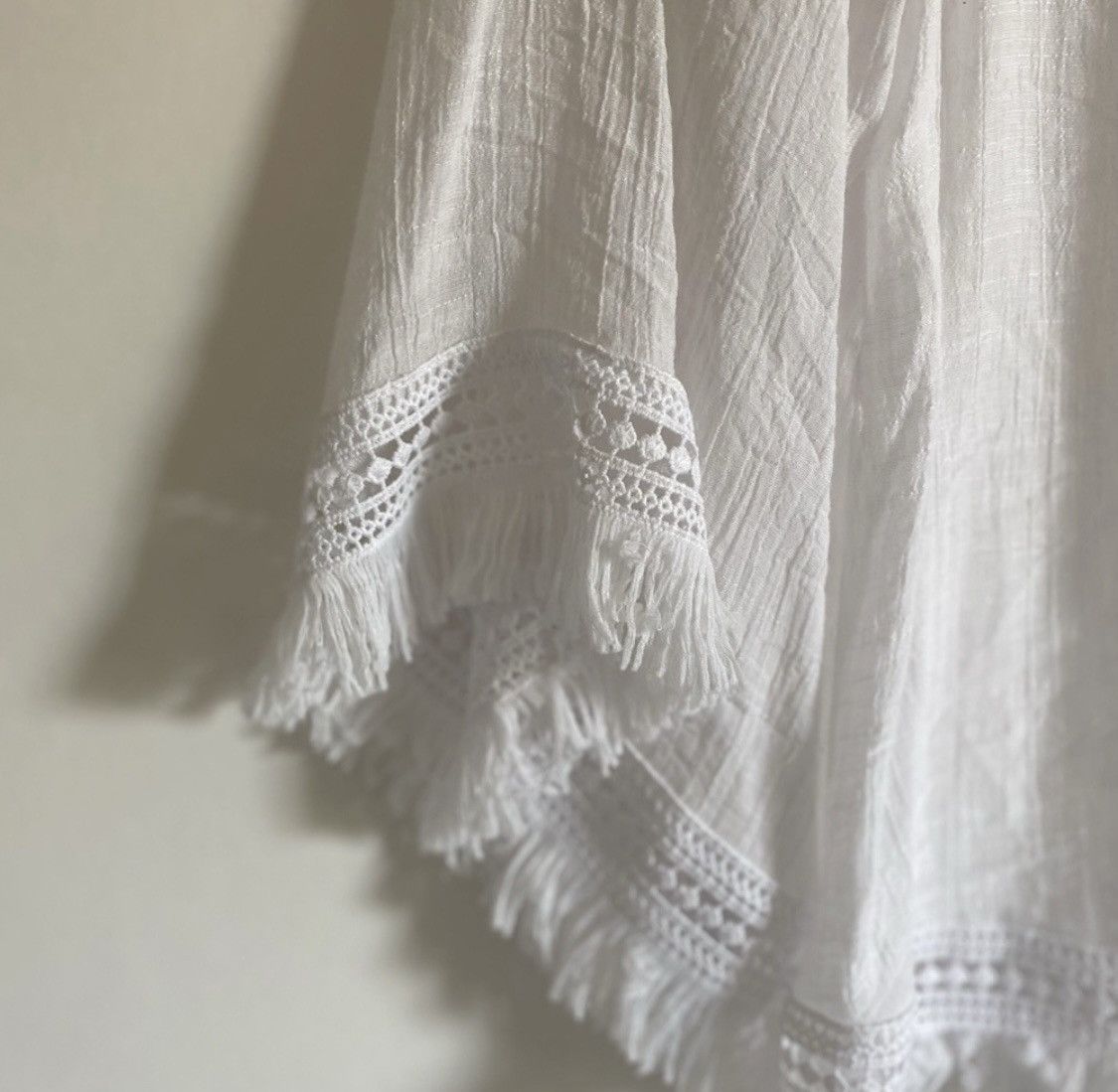 Other UNIQUE SPECTRUM WHITE BOHO EYELET FRINGED TOP SHIRT Size L / US 10 / IT 46 - 8 Thumbnail