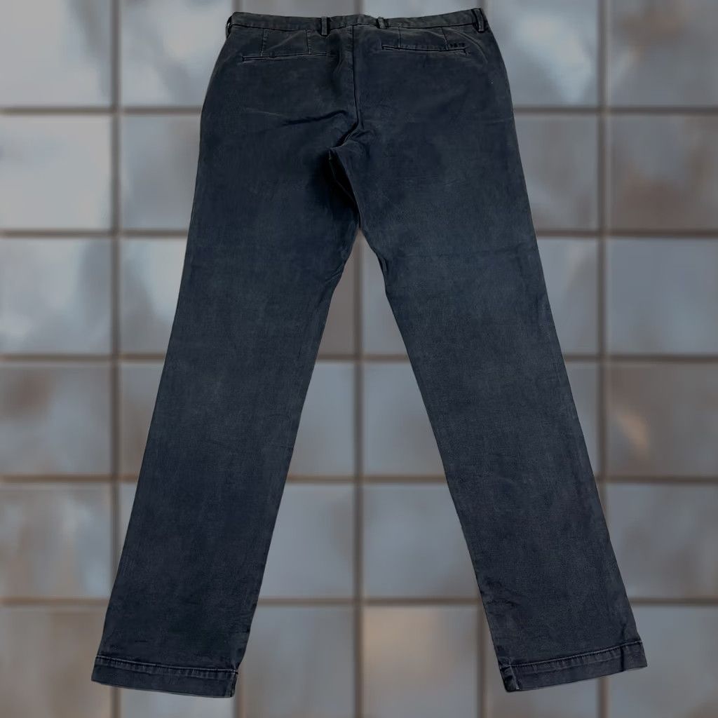 Hugo Boss Hugo Boss Mens Chino Trousers Slim Tapered 34 Navy Blue Stretch Canvas 5-Pocket Flat Front Size US 34 / EU 50 - 1 Thumbnail