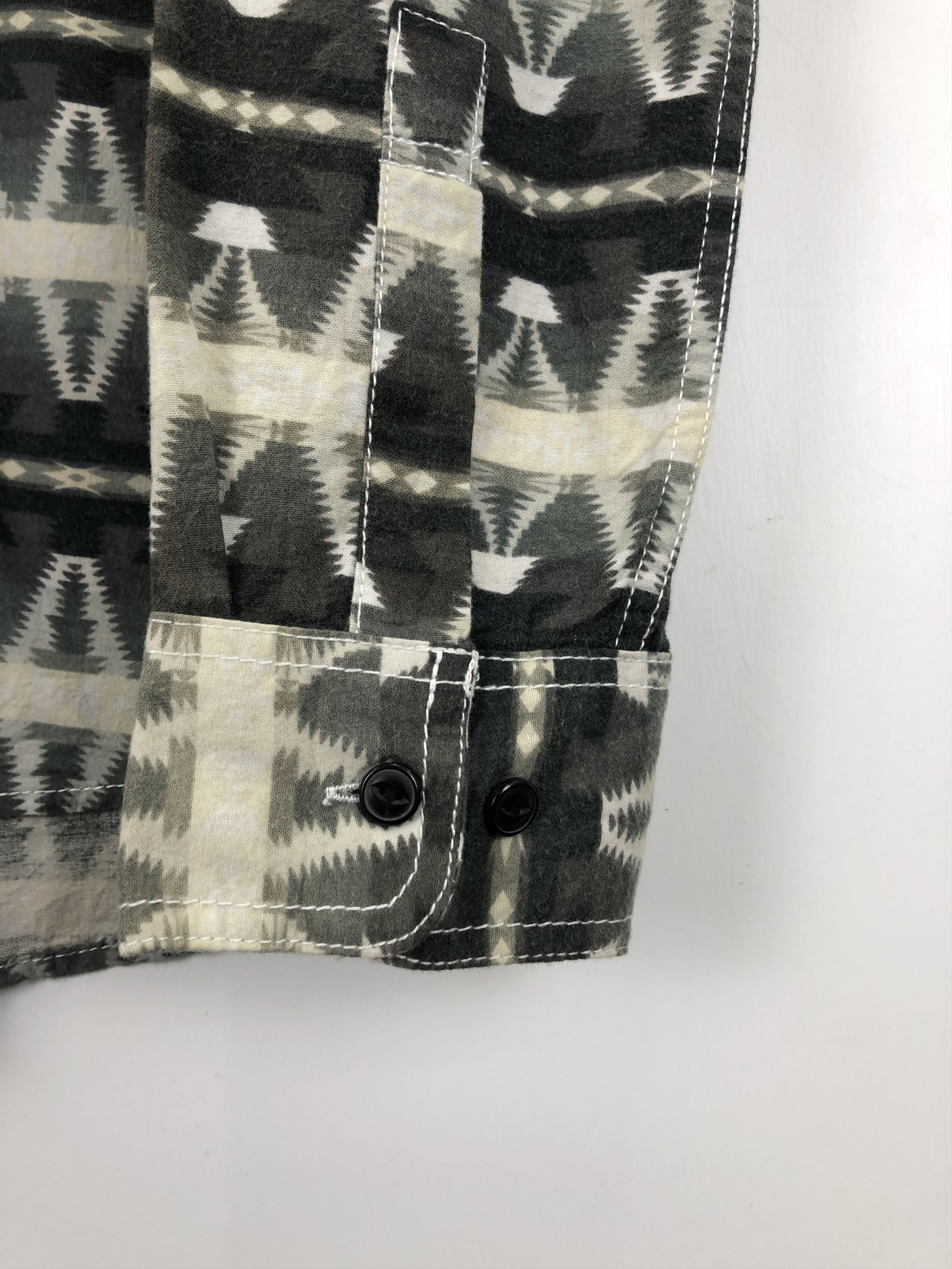 Smith's American × Vintage Vintage 90s Smiths American Native Navajo Shirt TA0459 Size US L / EU 52-54 / 3 - 6 Thumbnail
