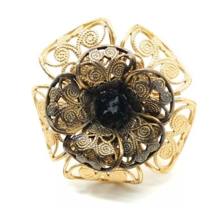 Chanel CHANEL Gold Ring CC Camellia Flower Black Crystals Size 6 US Size ONE SIZE - 1 Thumbnail