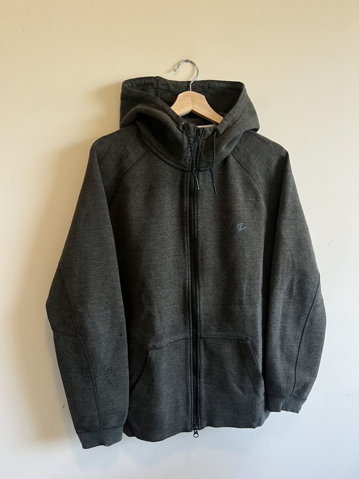 Nike Y2K Green Nike Tech Fleece Zip Up Hoodie Jacket Size US L / EU 52-54 / 3 - 1 Thumbnail