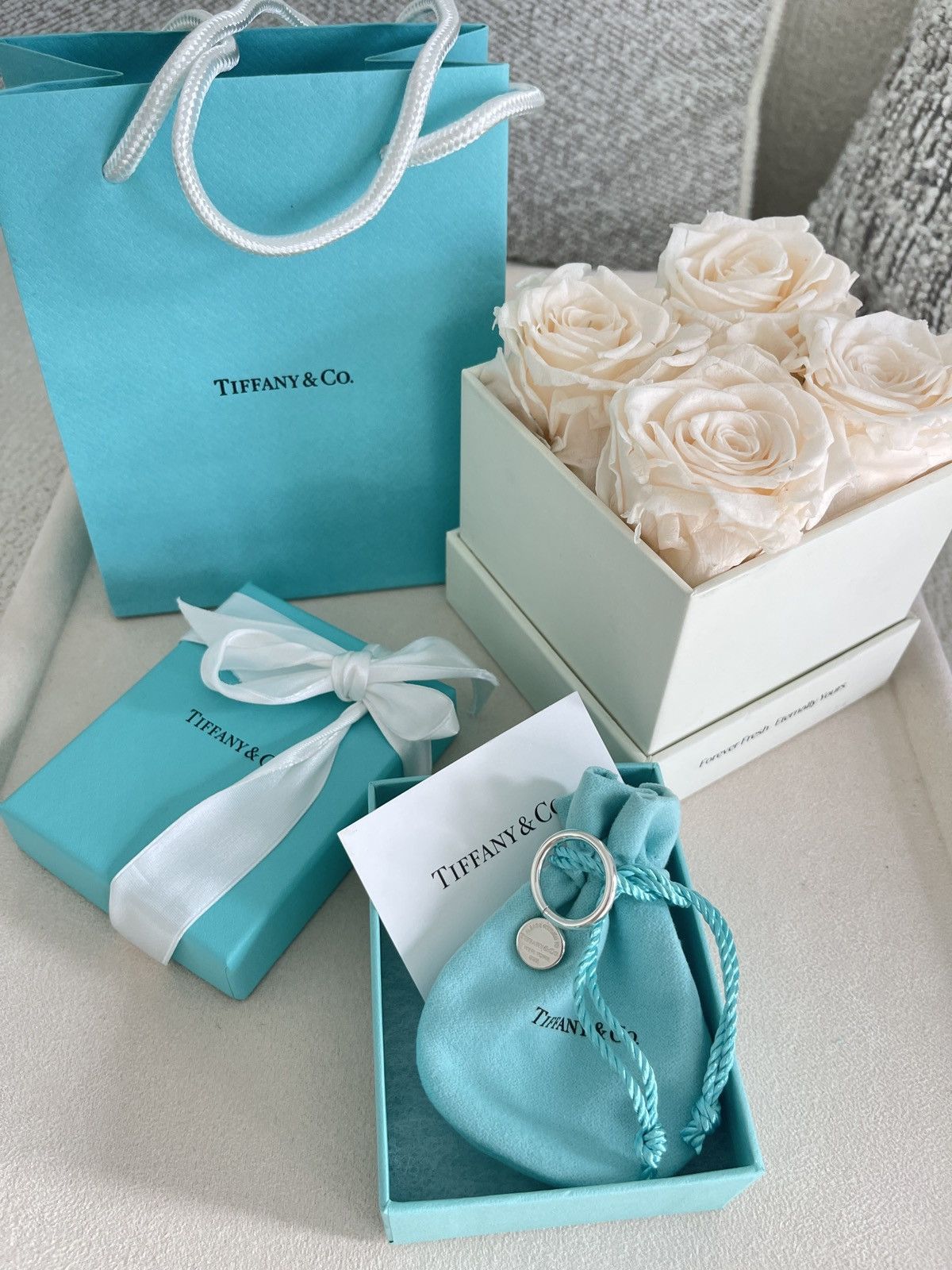 Tiffany & Co. Return To Tiffany Round Charm Ring Silver 5.75 NEW $650 Size ONE SIZE - 13 Thumbnail