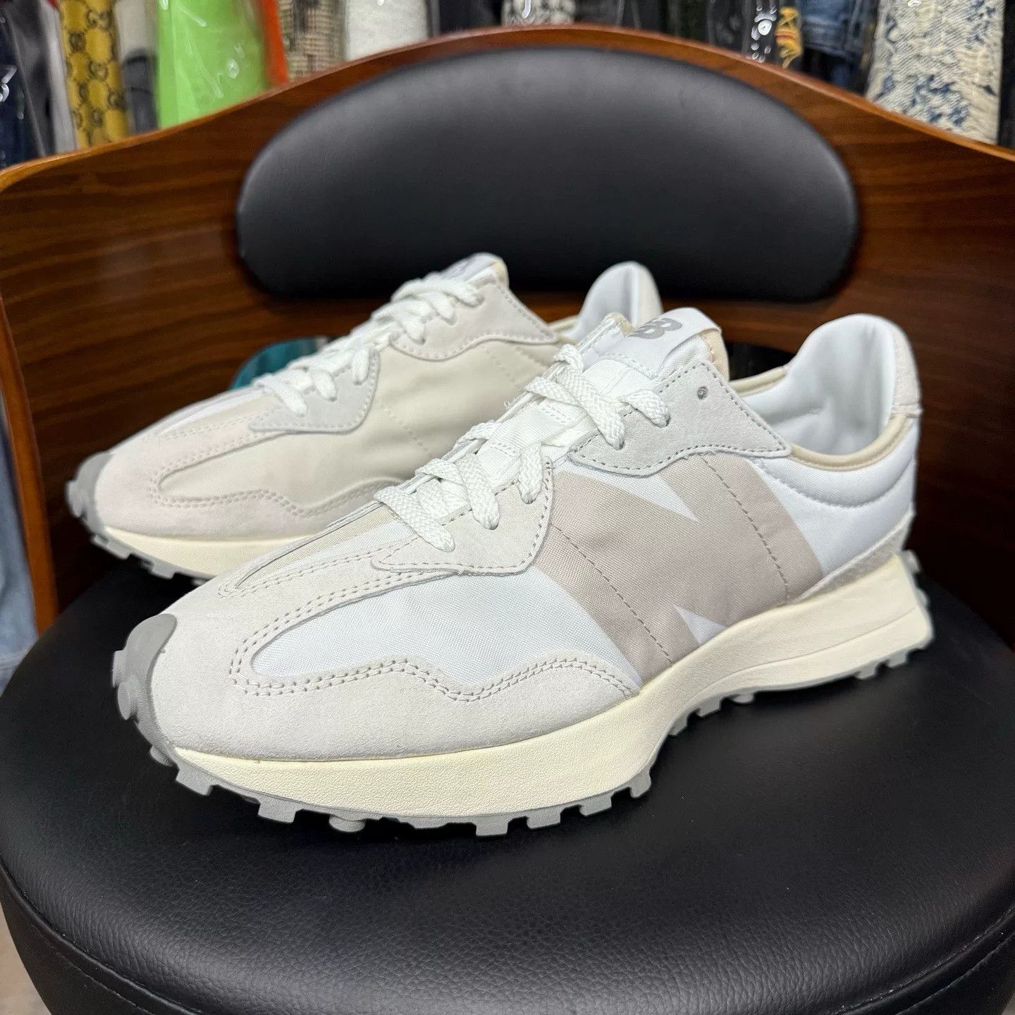 New Balance New Balance Collab White Lowtop Sneakers 44 Men Size US 10.5 / EU 43-44 - 1 Thumbnail