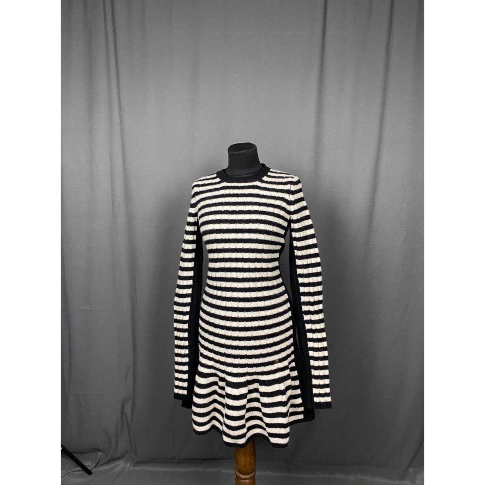 Sonia Rykiel MINT! 790$ RRP Sonia Rykiel White Black Striped Knit Wool D Size XS / US 0-2 / IT 36-38 - 4 Thumbnail