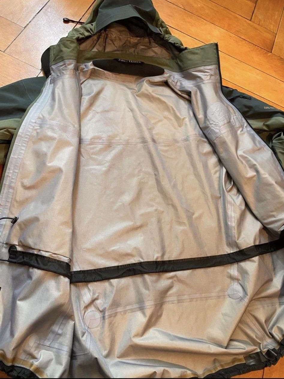 Arc'teryx 2000s Arcteryx Theta Ar Oregano Size US XL / EU 56 / 4 - 10 Thumbnail