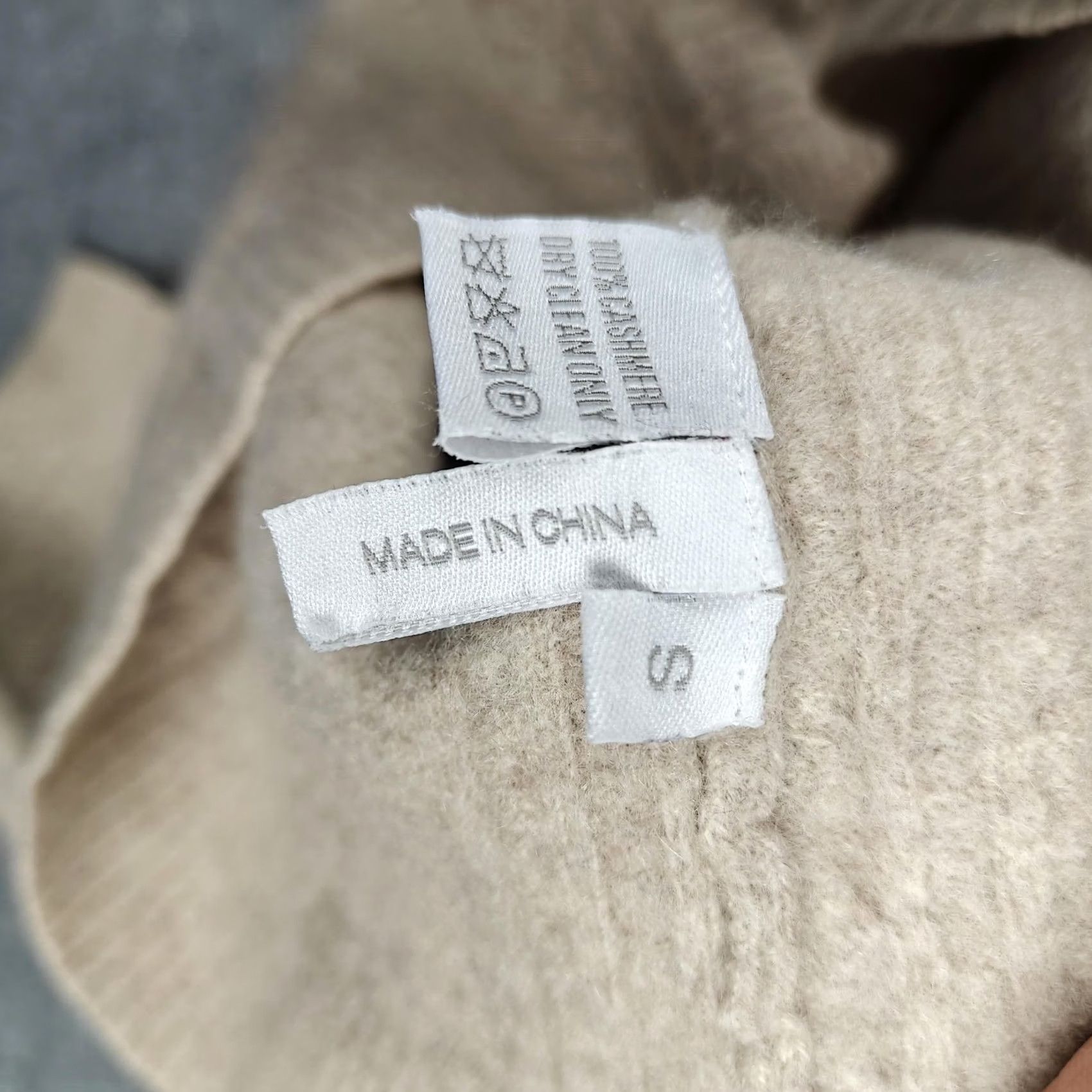 Vintage Madeleine Thompson Sweater Womens Small Beige 100% Cashmere Cable Knit Crewneck Size S / US 4 / IT 40 - 4 Thumbnail
