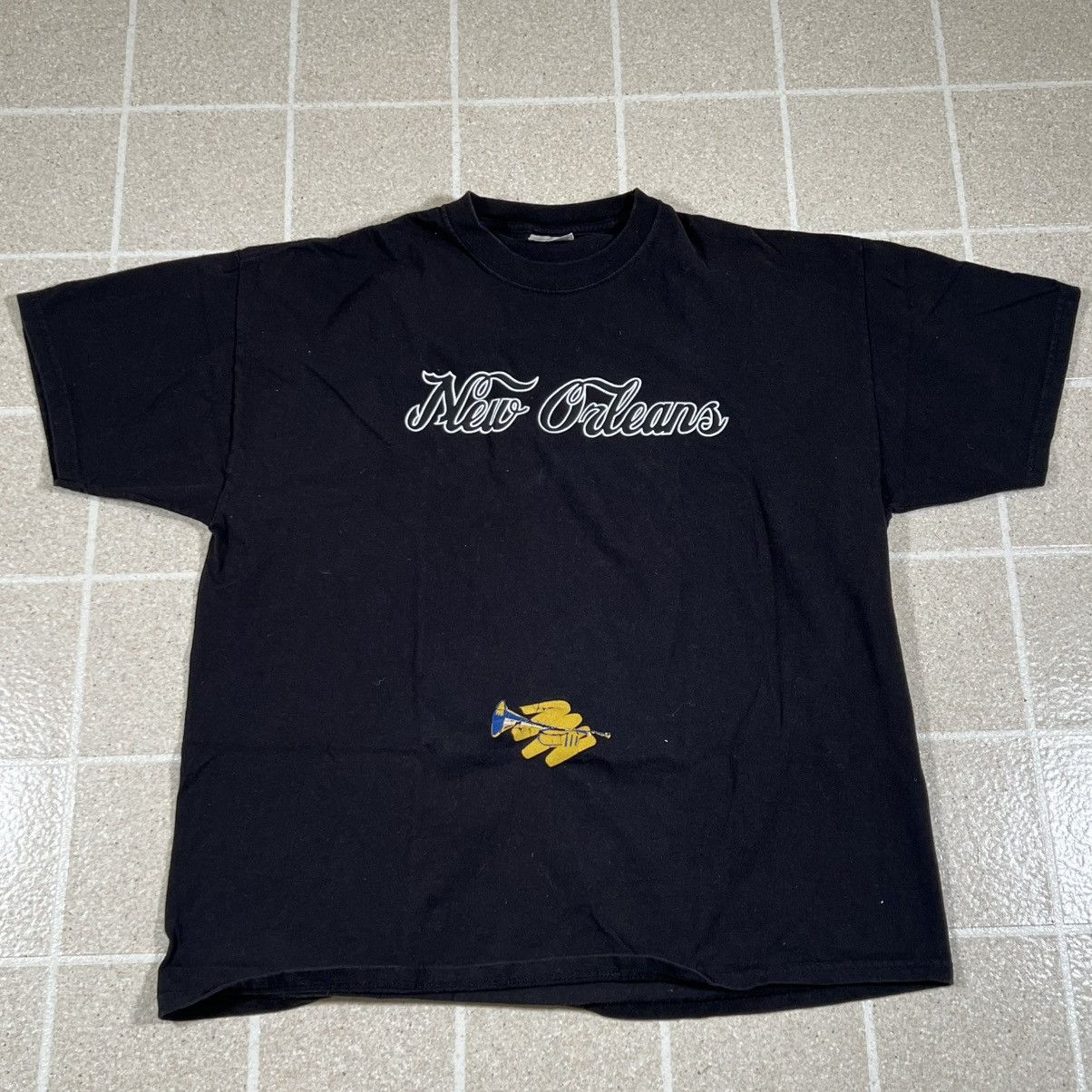 Hanes Vintage Y2K New Orleans Louisiana Spell Out Tshirt Size XL Size US XL / EU 56 / 4 - 1 Thumbnail