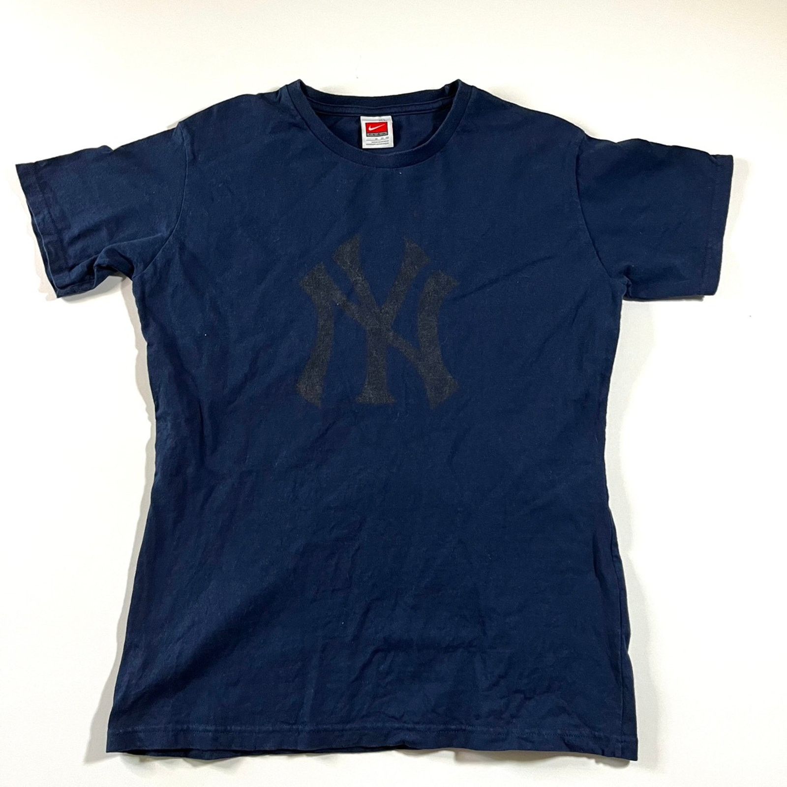 Nike WMNS 2000’s Nike Team New York Yankees Graphic Tshirt M Size US M / EU 48-50 / 2 - 1 Thumbnail