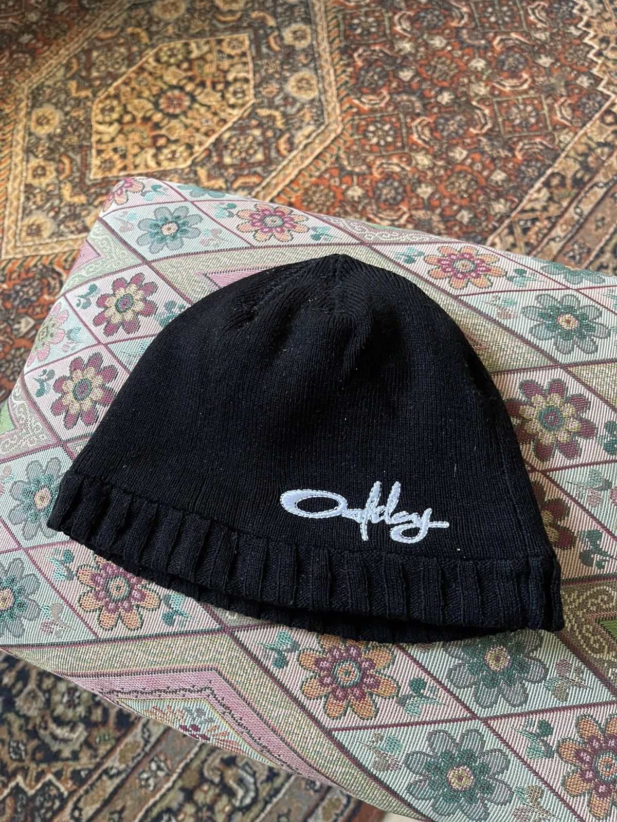 Oakley Beanie | Grailed