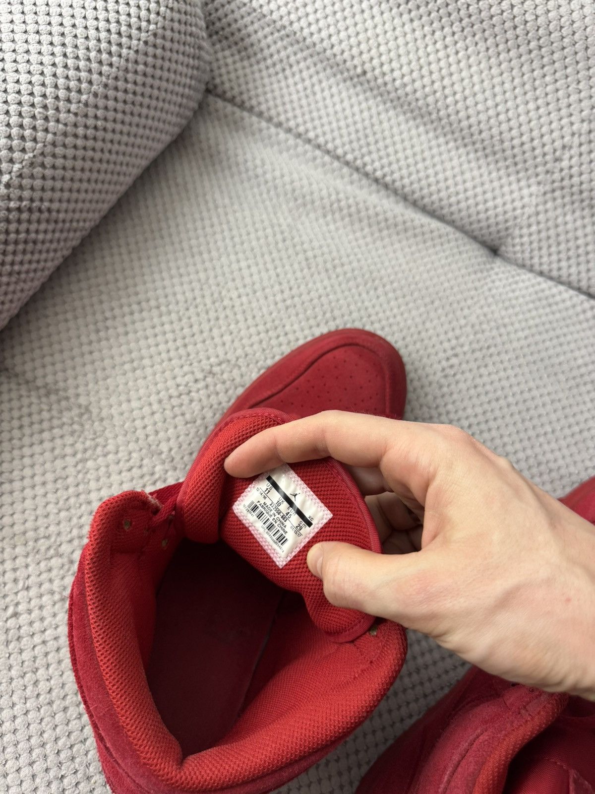 Nike Nike Air Jordan 1 Red Suede Size US 11 / EU 44 - 9 Thumbnail