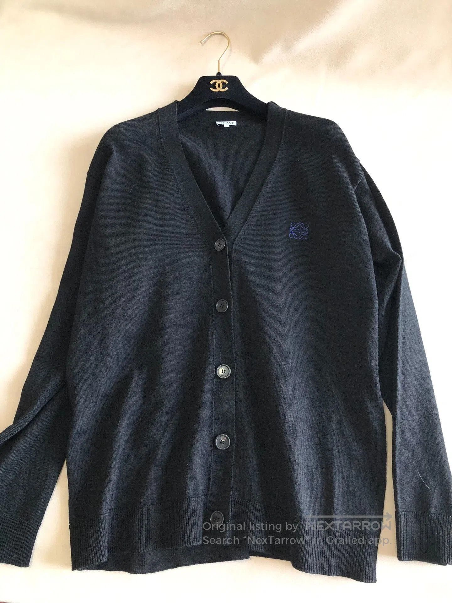 Loewe LOEWE V-Neck Buttoned Wool Cardigan. Size US XS / EU 42 / 0 - 3 Thumbnail