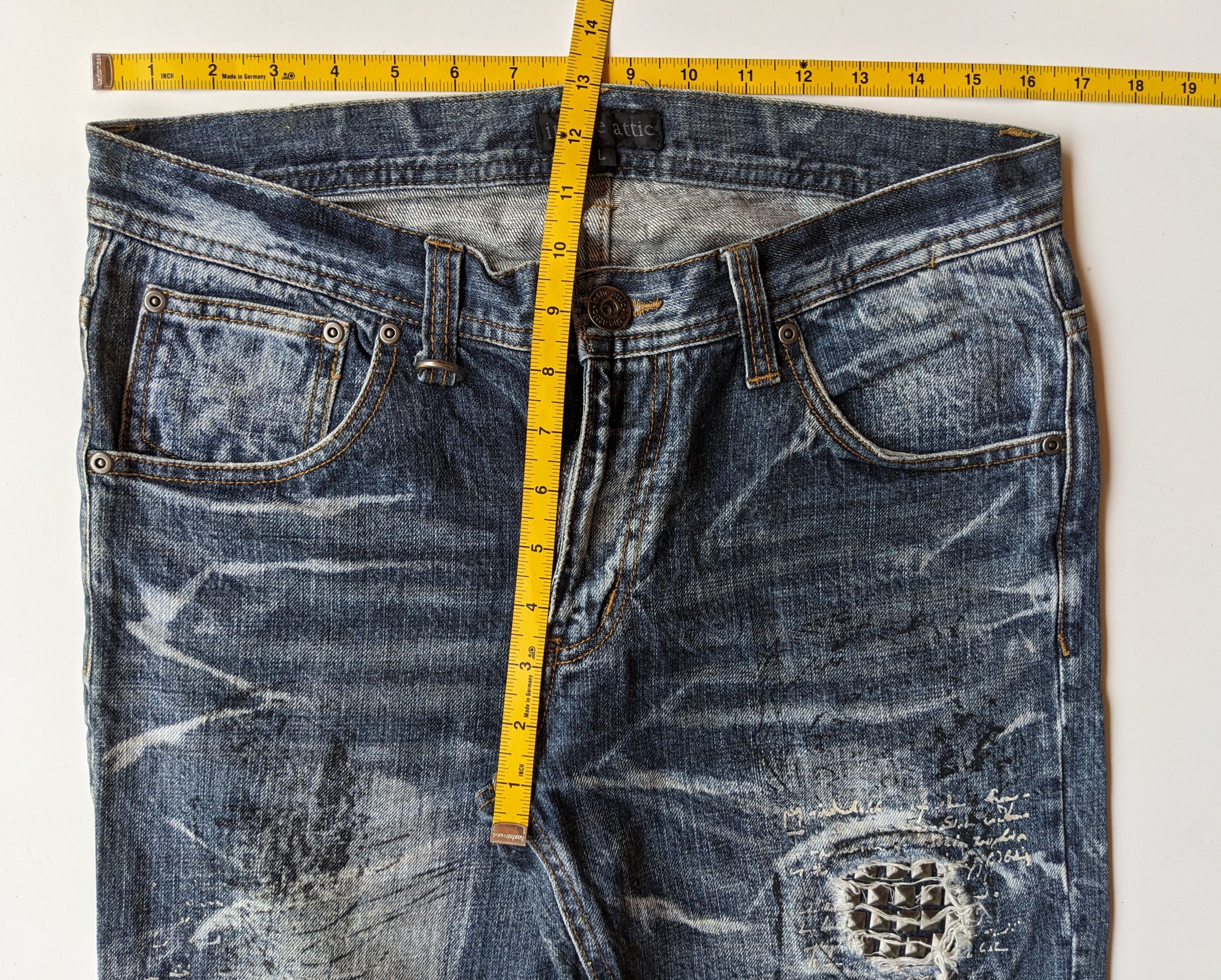 In The Attic In The Attic studded printed faded jeans Size US 33 - 11 Thumbnail
