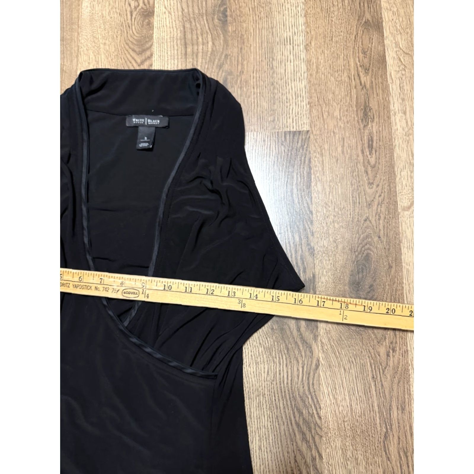 White House Black Market White House Black Market Tank Top Women S Sleeveless Black Solid Casual Basic Stretch Size S / US 4 / IT 40 - 3 Thumbnail