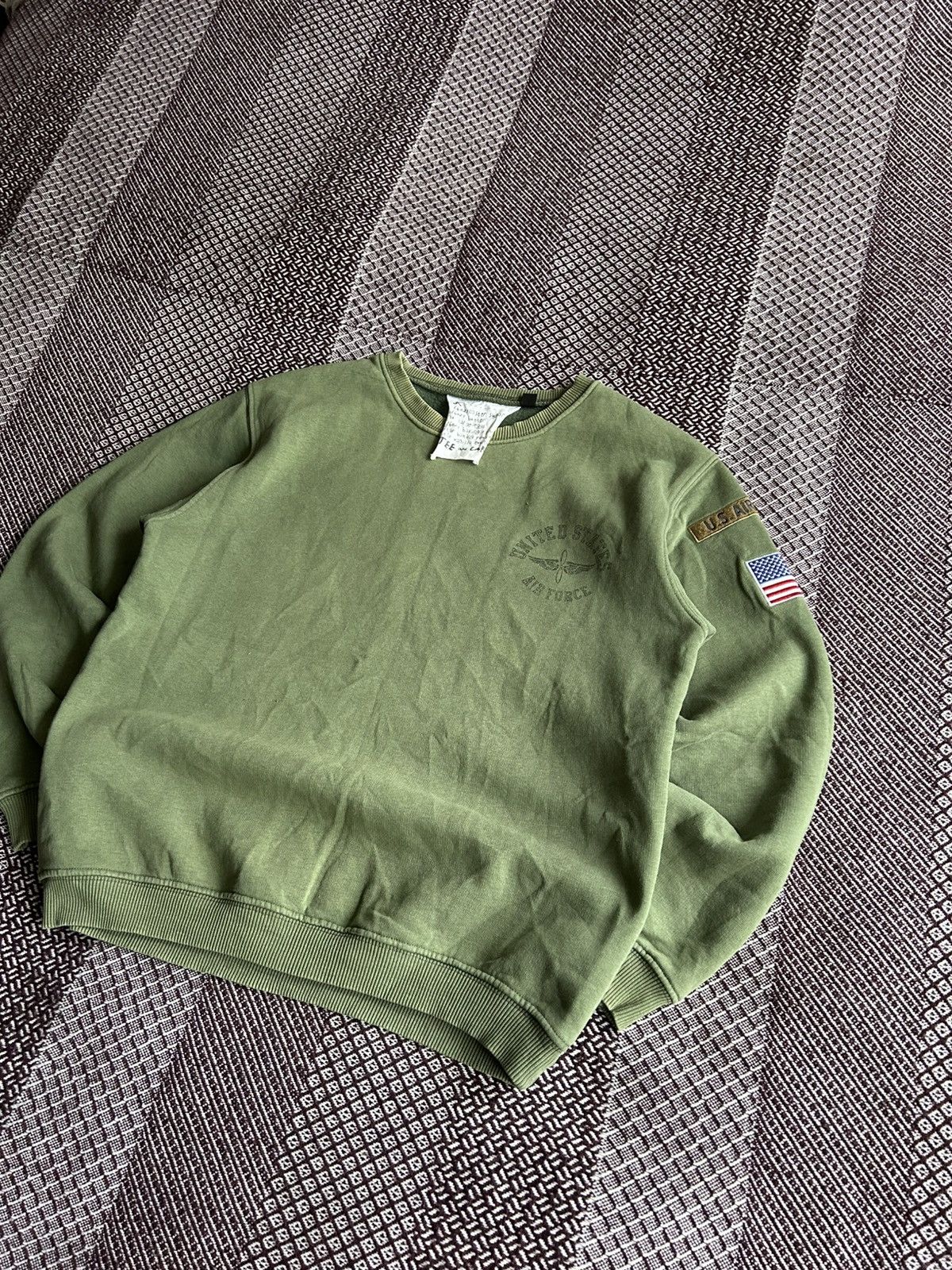 Vintage Vintage United States AirForce 80s Green Sweatshirt Size S Size US S / EU 44-46 / 1 - 3 Thumbnail