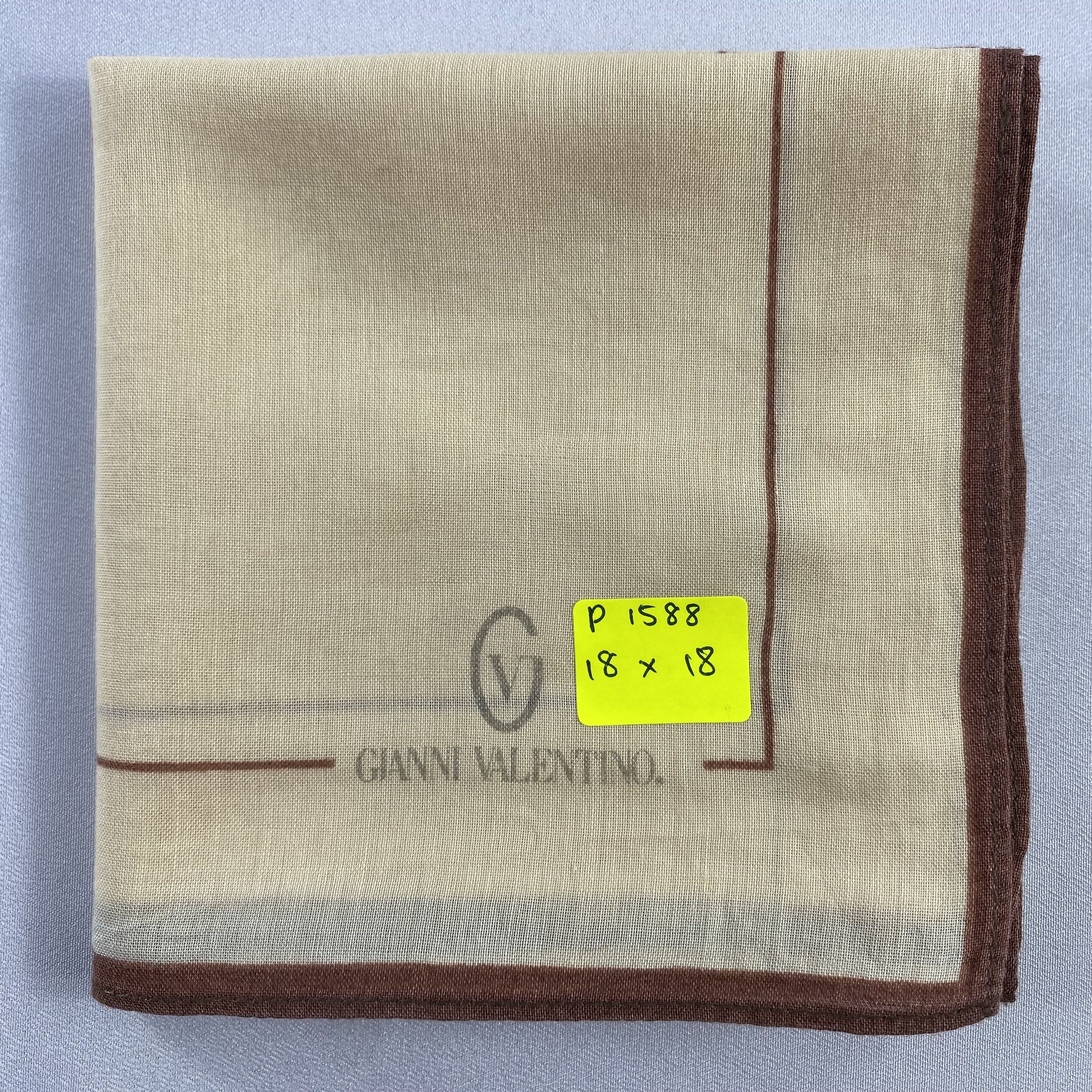 Vintage Gianni Valentino Neckerchief / Bandana / Handkerchief-P1588 Size ONE SIZE - 5 Thumbnail