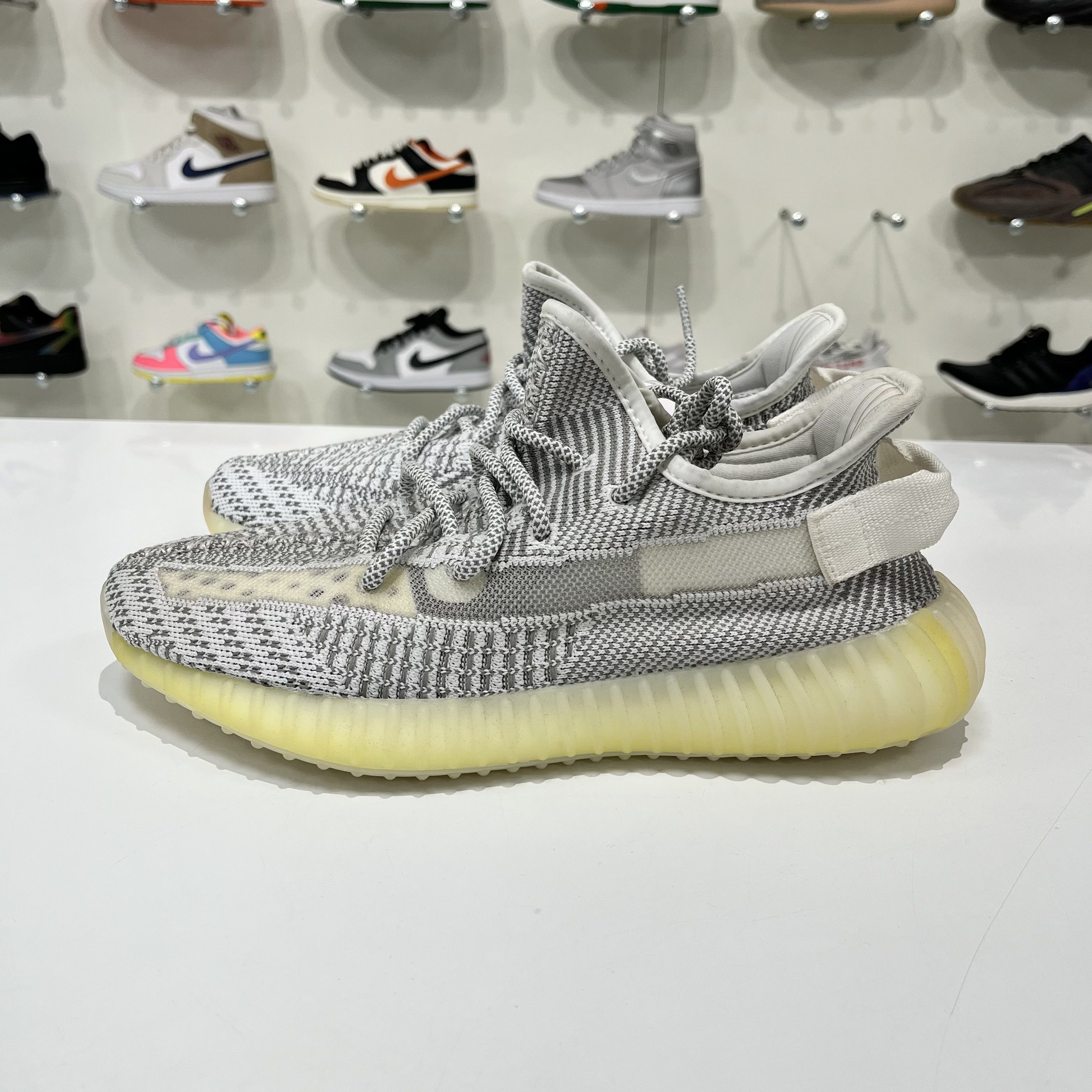 Adidas Adidas Yeezy Boost 350 V2 Static (Non-Reflective) Size US 8.5 / EU 41-42 - 3 Thumbnail