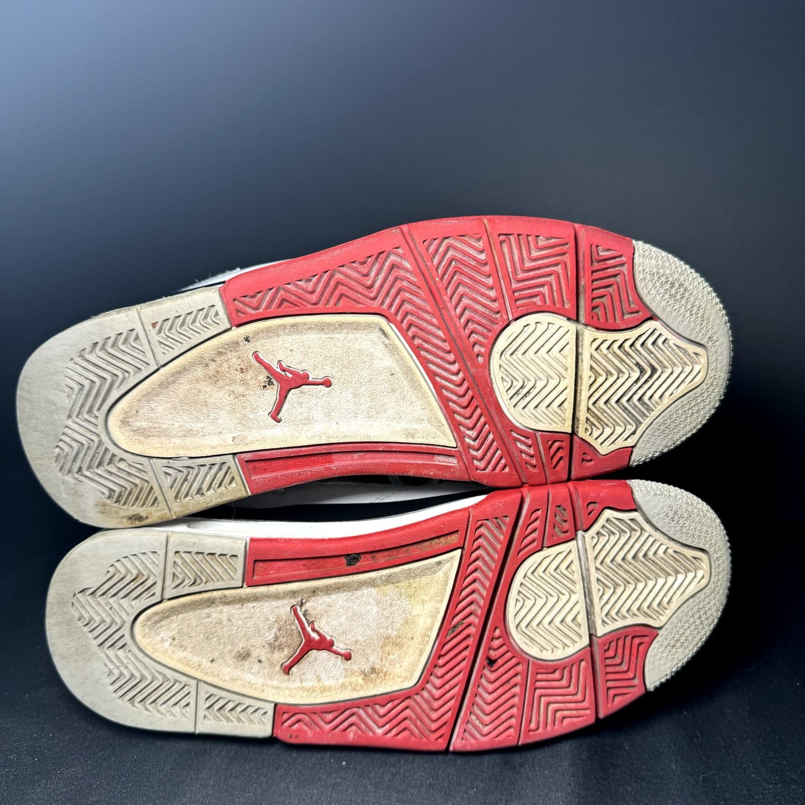 Jordan Brand × Nike Nike Air Jordan 4 Retro OG GS Fire Red 2020 Shoes - Size 6.5 Size US 6.5 / EU 39-40 - 7 Thumbnail