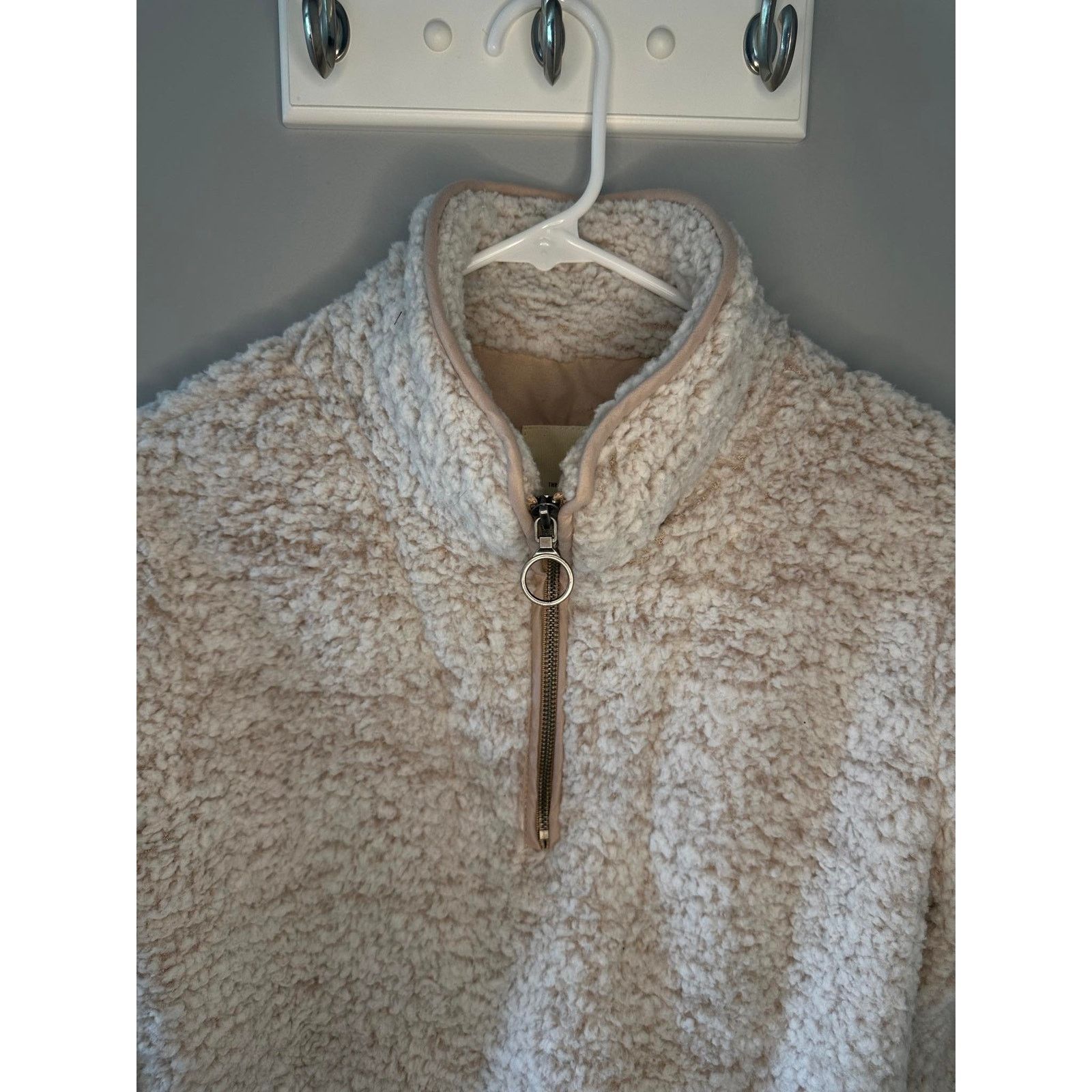 Other Thread & Supply Wubby Sherpa Fleece Summit Sweater Tan XS Size XS / US 0-2 / IT 36-38 - 3 Thumbnail