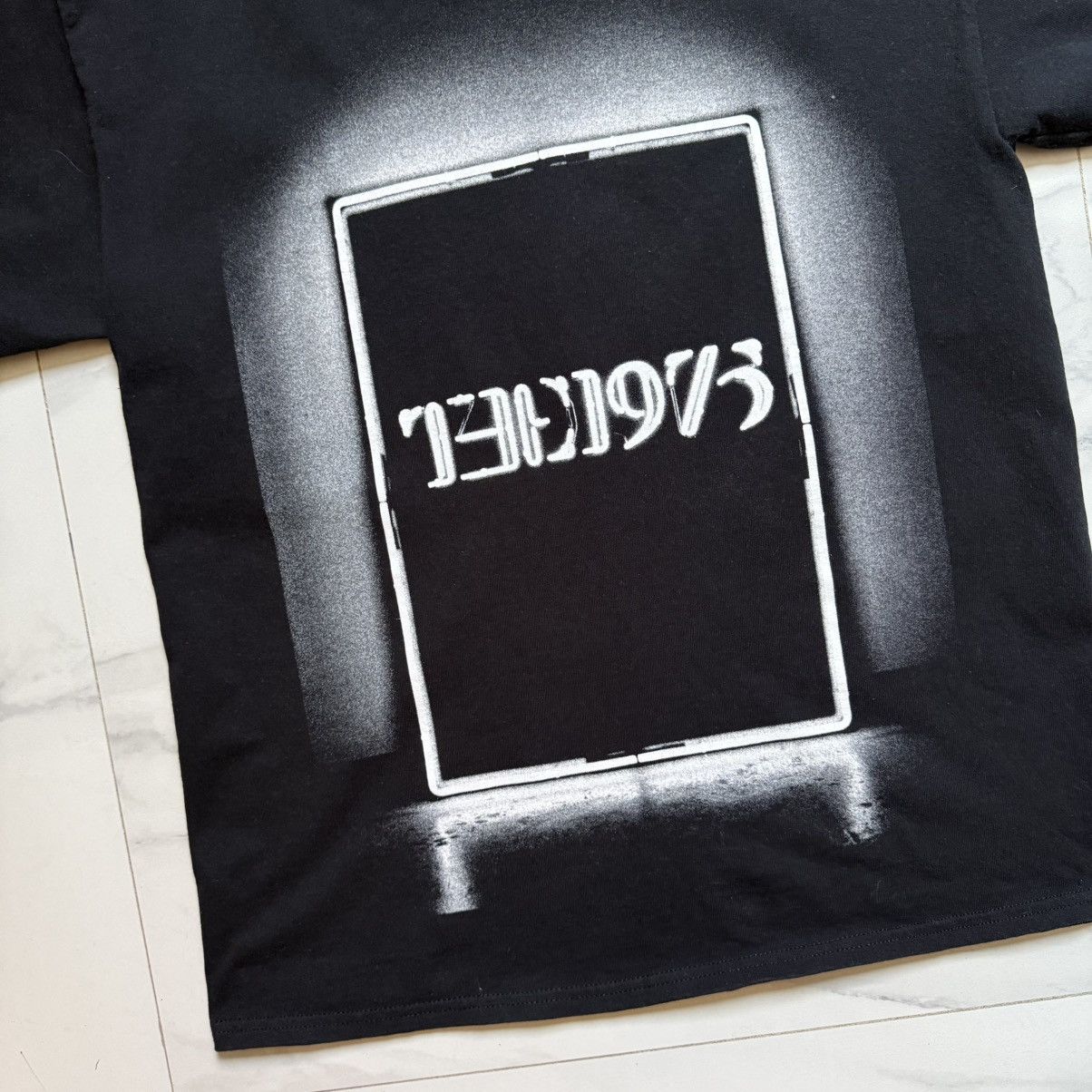 The 1975 Vintage The 1975 Black Álbum T-Shirt Size US L / EU 52-54 / 3 - 4 Thumbnail
