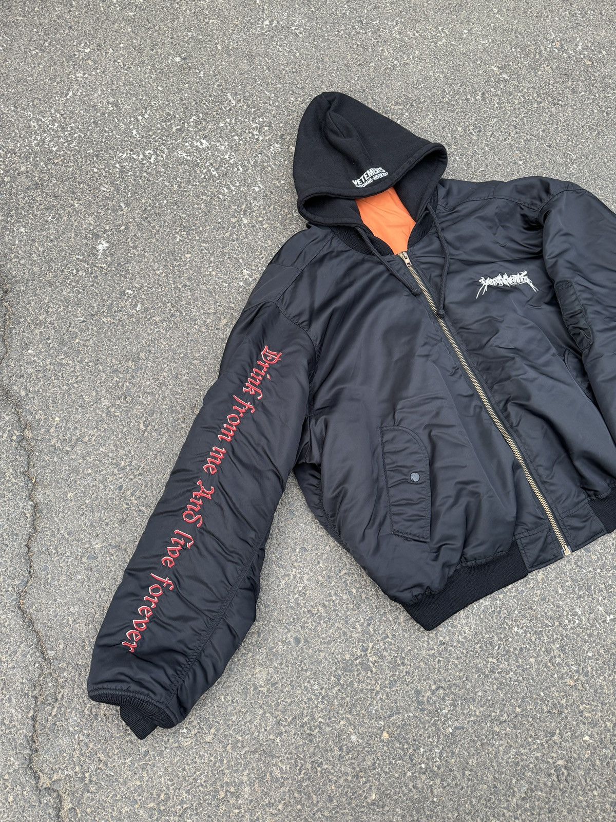 Vetements *RARE* Vetements AW16 Total Fucking Darkness (TFD) Bomber Size US XS / EU 42 / 0 - 10 Thumbnail
