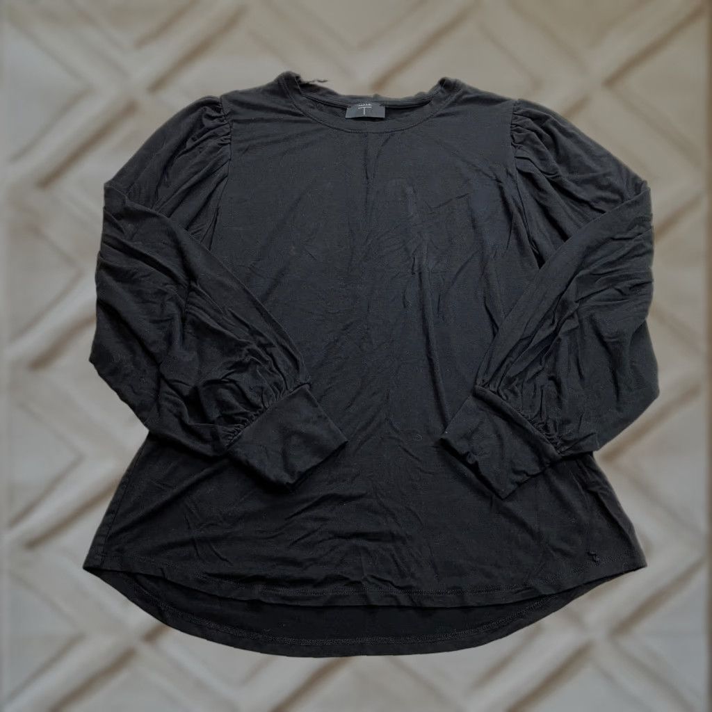 Vintage T Tahari Shirt Womens M Long Sleeve Pullover Black Rayon Top Solid Knit Regular Round Neck Size M / US 6-8 / IT 42-44 - 1 Thumbnail