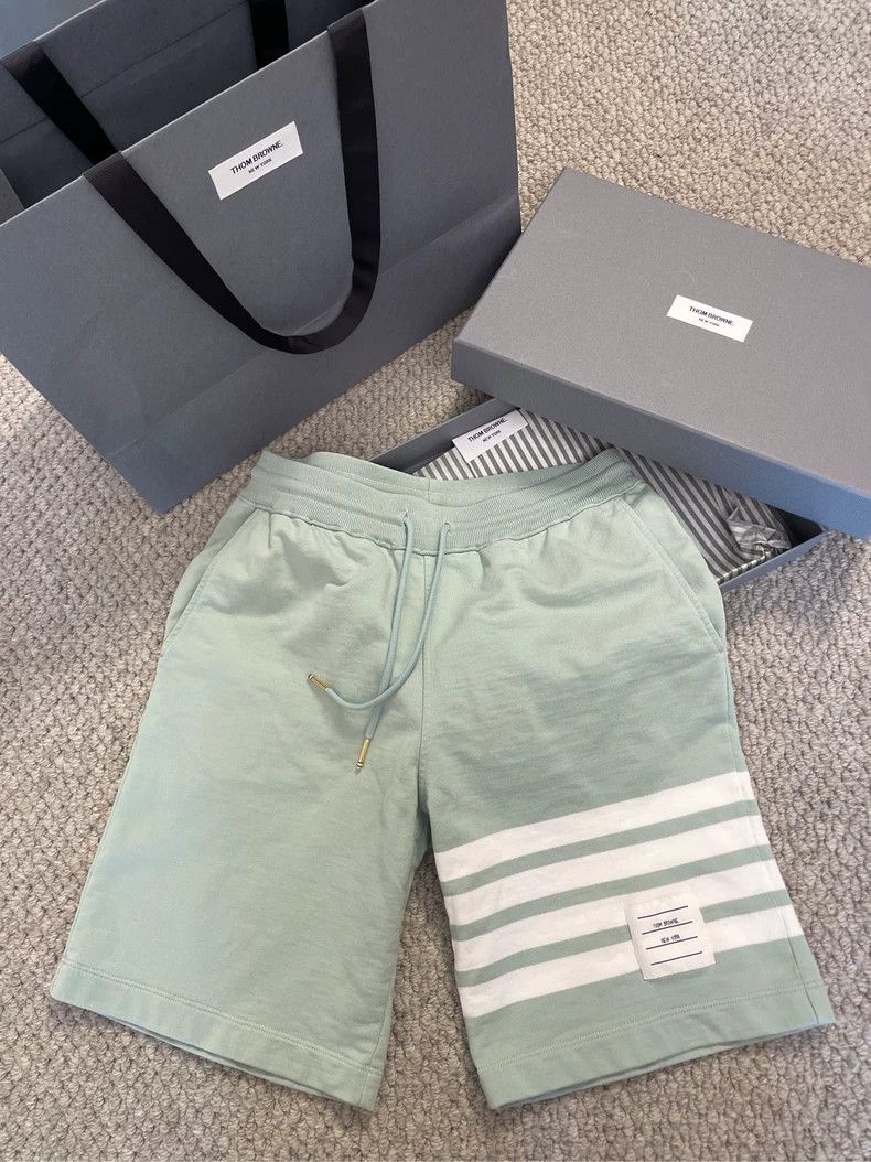 Thom Browne Thom Browne Bleeding Green Classic Sportswear shorts Size US 40 / EU 56 - 7 Thumbnail