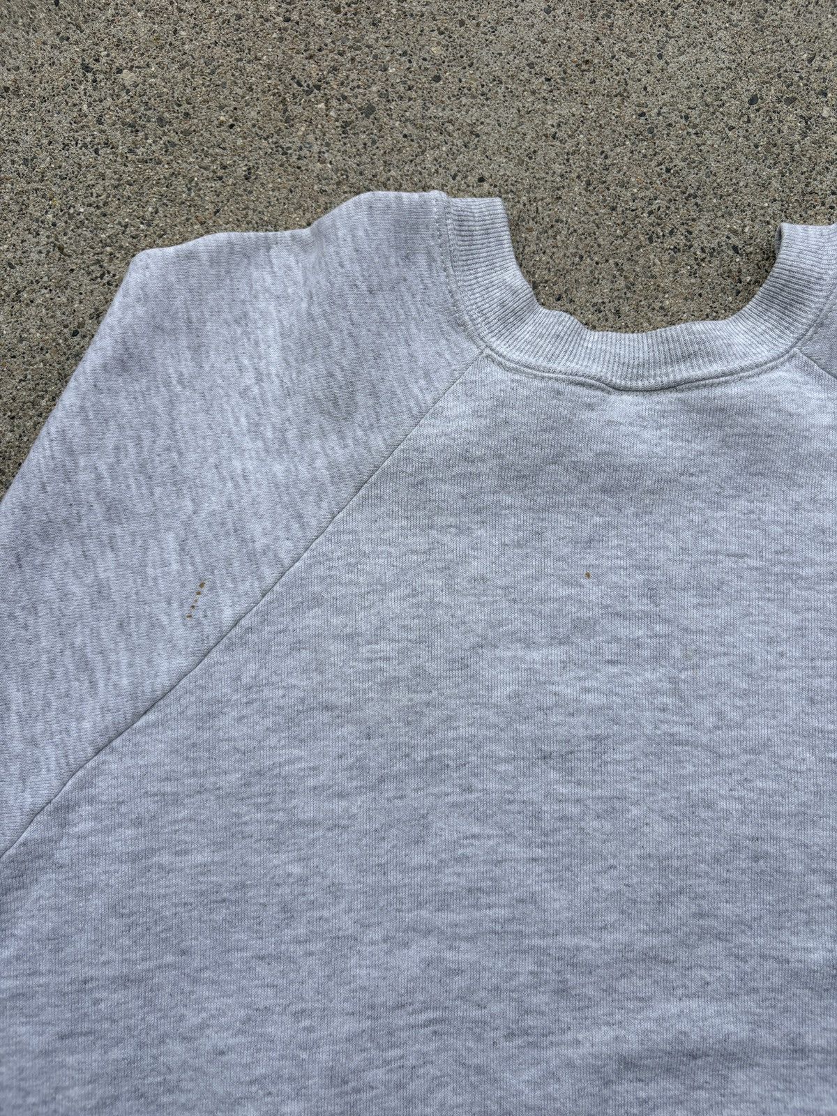Jerzees × Vintage Vintage 1990 JERZEES Cougar On A Tree Grey Sweater Size XL Size US XL / EU 56 / 4 - 11 Thumbnail