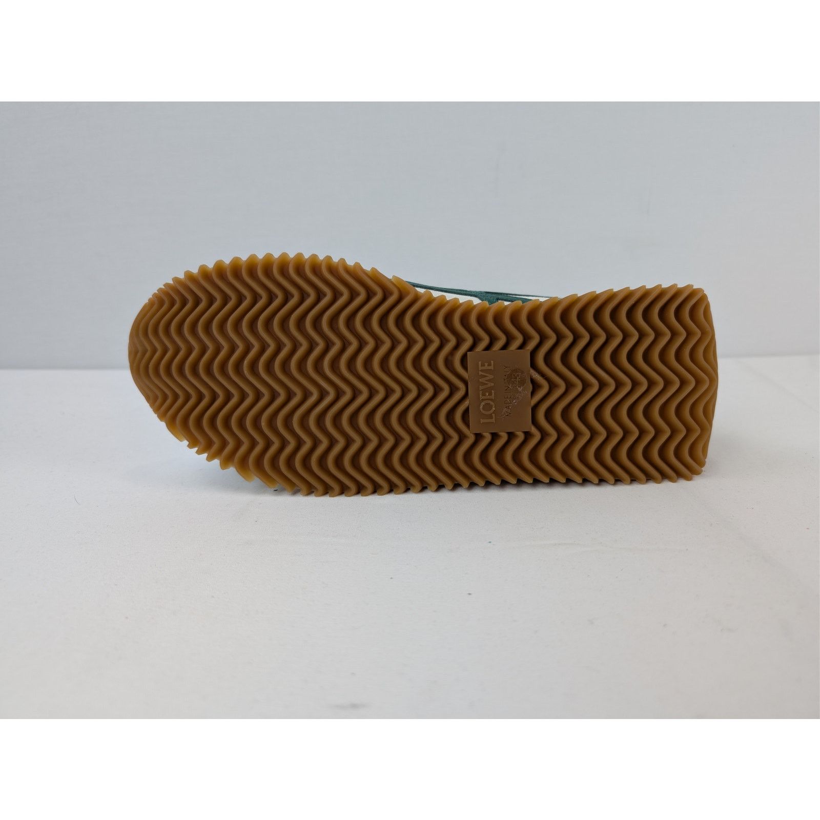 Loewe o1rshd1 Nylon Suede Flow Runner Sneakers in White/Dark Green Size US 10 / EU 43 - 12 Thumbnail