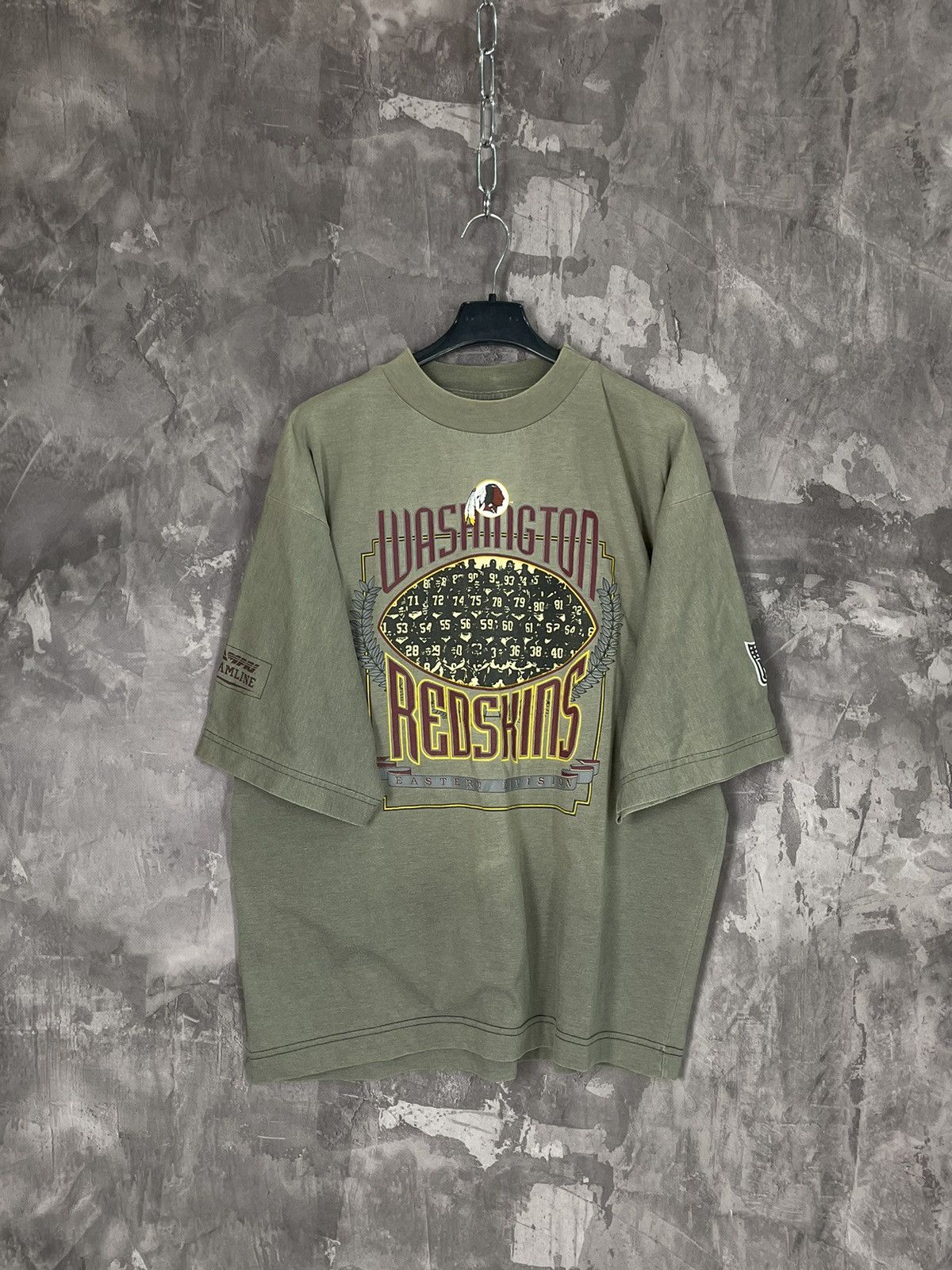 NFL × Vintage VINTAGE 1990s WASHINGTON REDSKINS NFL FOOTBALL T SHIRT Size US L / EU 52-54 / 3 - 1 Thumbnail