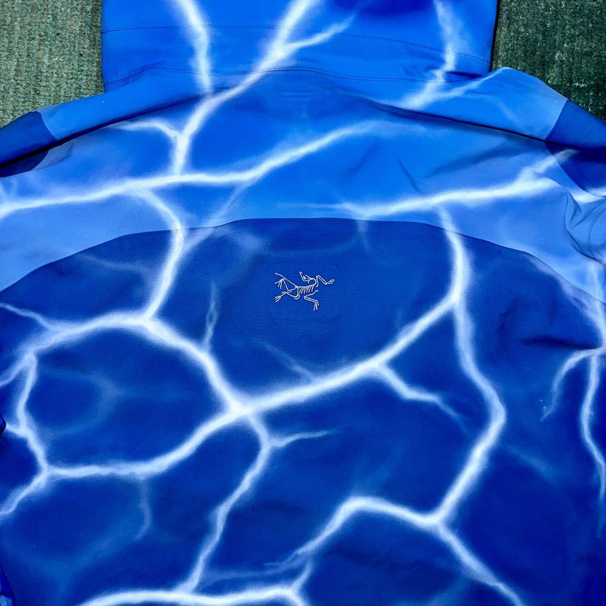 Arc'teryx 🥶Arc’teryx x BreakingDad420 Stingray goretex custom jacket Size US M / EU 48-50 / 2 - 14 Thumbnail