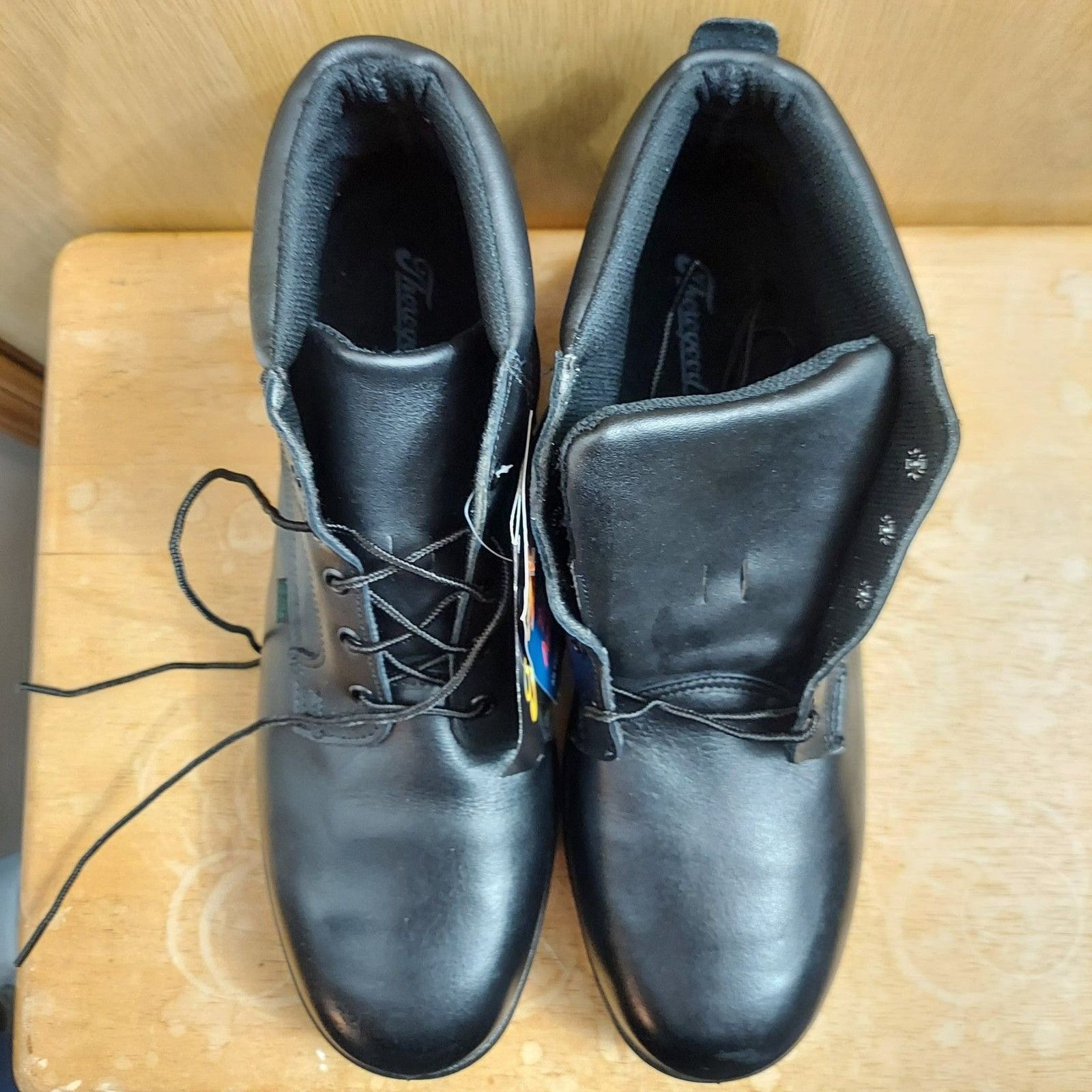 Thorogood Thorogood Men's US 14 Black Leather Chukka Ankle Boots NWT Size US 14 / EU 47 - 7 Thumbnail
