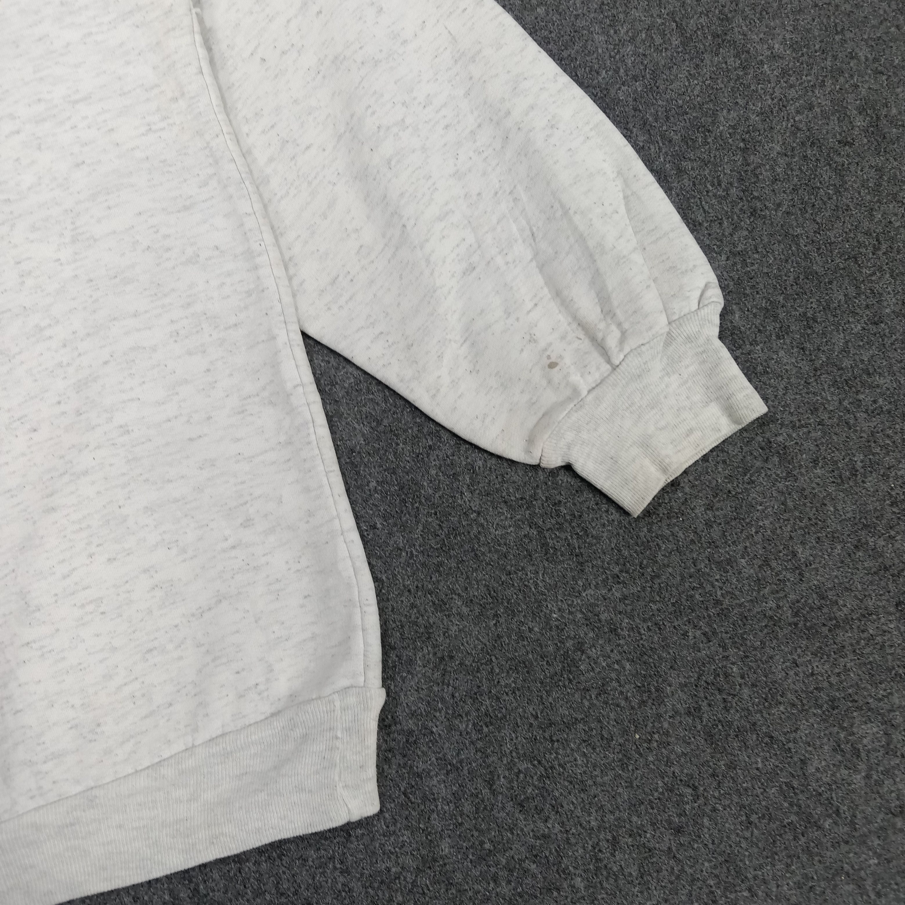 Guess × Vintage Guess American Brand Center Logo Sweatshirt Size US XL / EU 56 / 4 - 6 Thumbnail