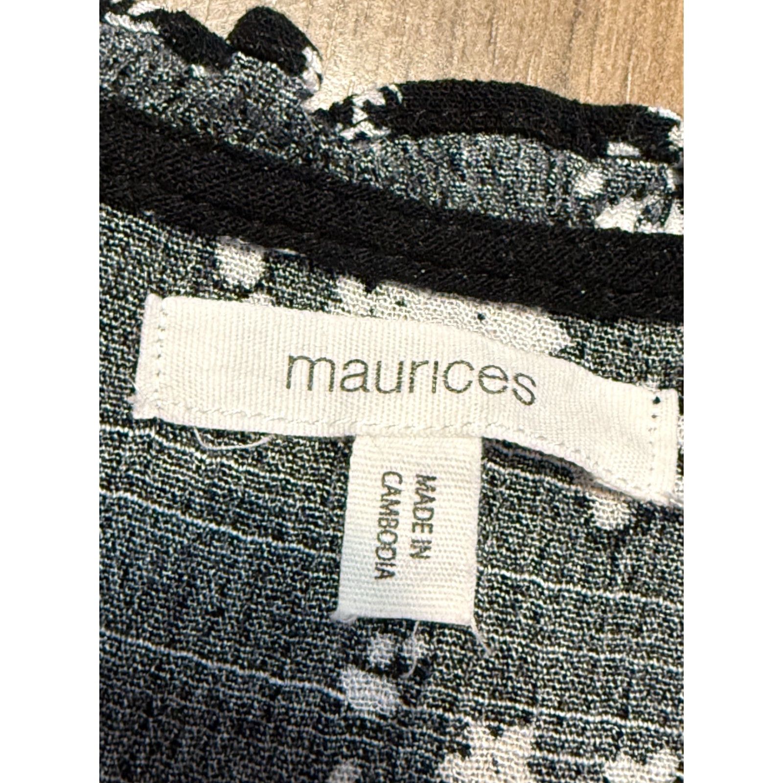 Vintage Maurices Blouse Women's Large Black Floral V-Neck Short Sleeve Pullover Casual Size L / US 10 / IT 46 - 5 Thumbnail