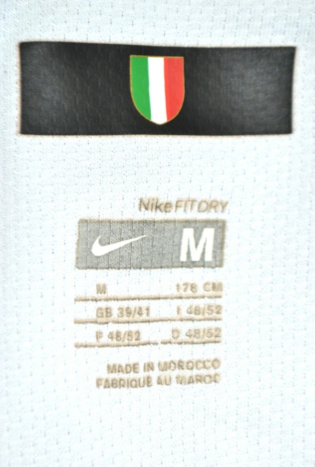 Nike JUVENTUS ITALY 2007/2008 HOME FOOTBALL SHIRT JERSEY NIKE M Size US M / EU 48-50 / 2 - 5 Thumbnail