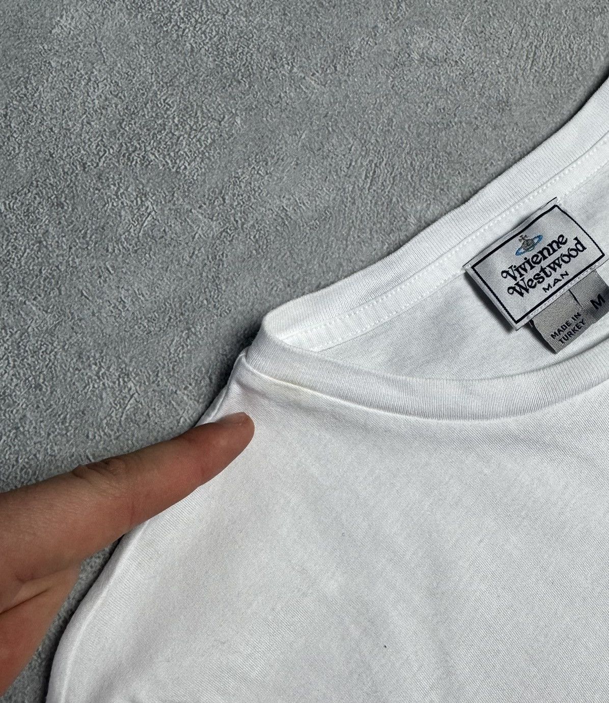 Vintage Vivienne Westwood Small Logo Short Sleeve T-Shirt White Size US M / EU 48-50 / 2 - 6 Thumbnail