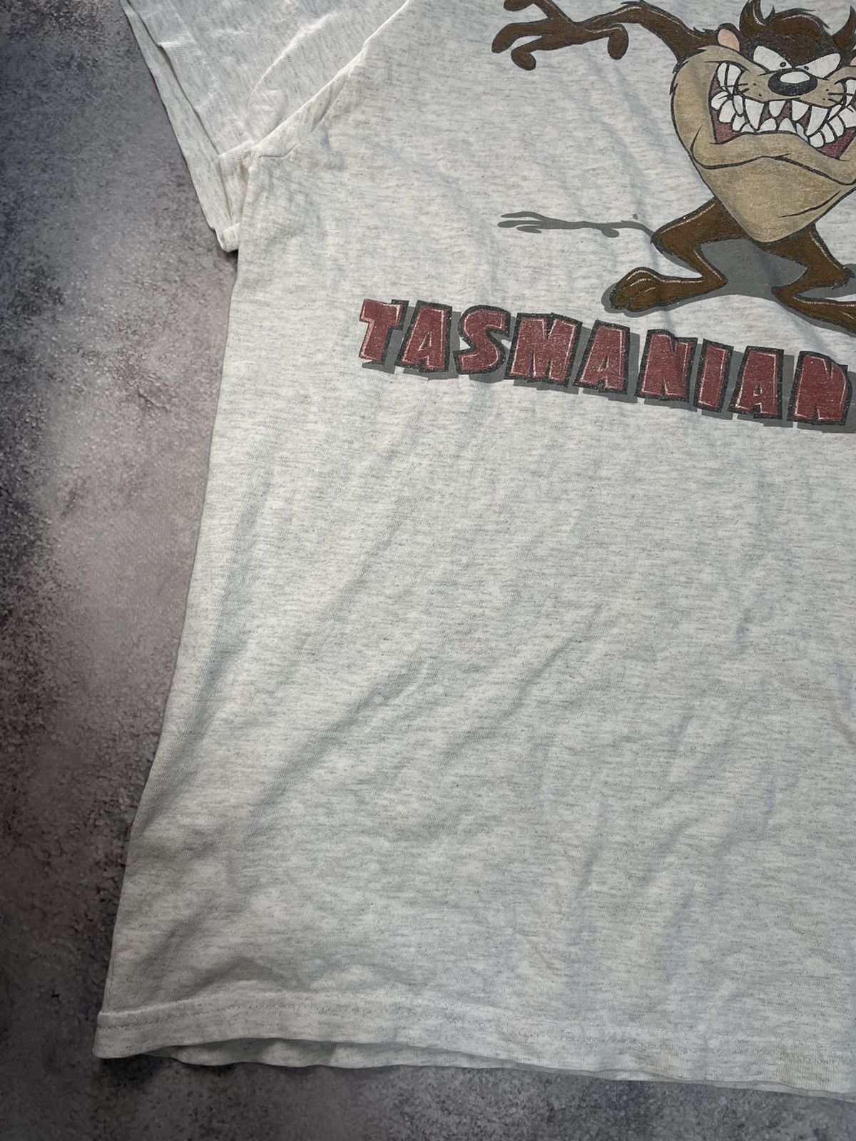 Cartoon Network Vintage single stitch Tasmanian devil taz looney toons 90s Size US L / EU 52-54 / 3 - 5 Thumbnail