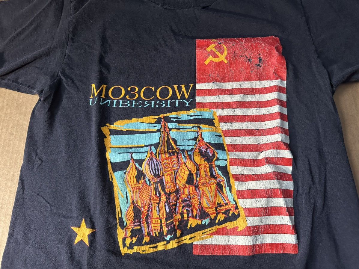 Vintage Moscow University vintage single stitch shirt Size US L / EU 52-54 / 3 - 2 Thumbnail
