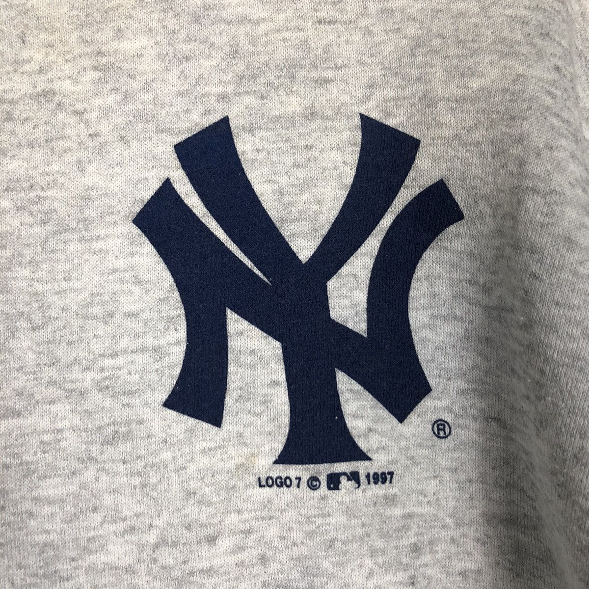 New York Yankees Vintage New York Yankees Sweatshirt Medium Size Size US M / EU 48-50 / 2 - 10 Thumbnail