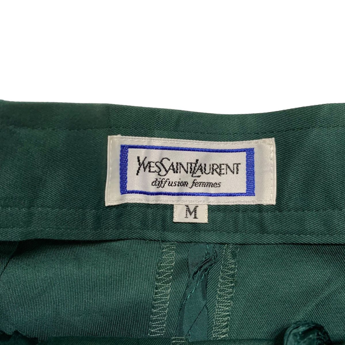 Yves Saint Laurent Yves Saint Laurent Short Pants Size 24" / US 00 / IT 34 - 3 Thumbnail