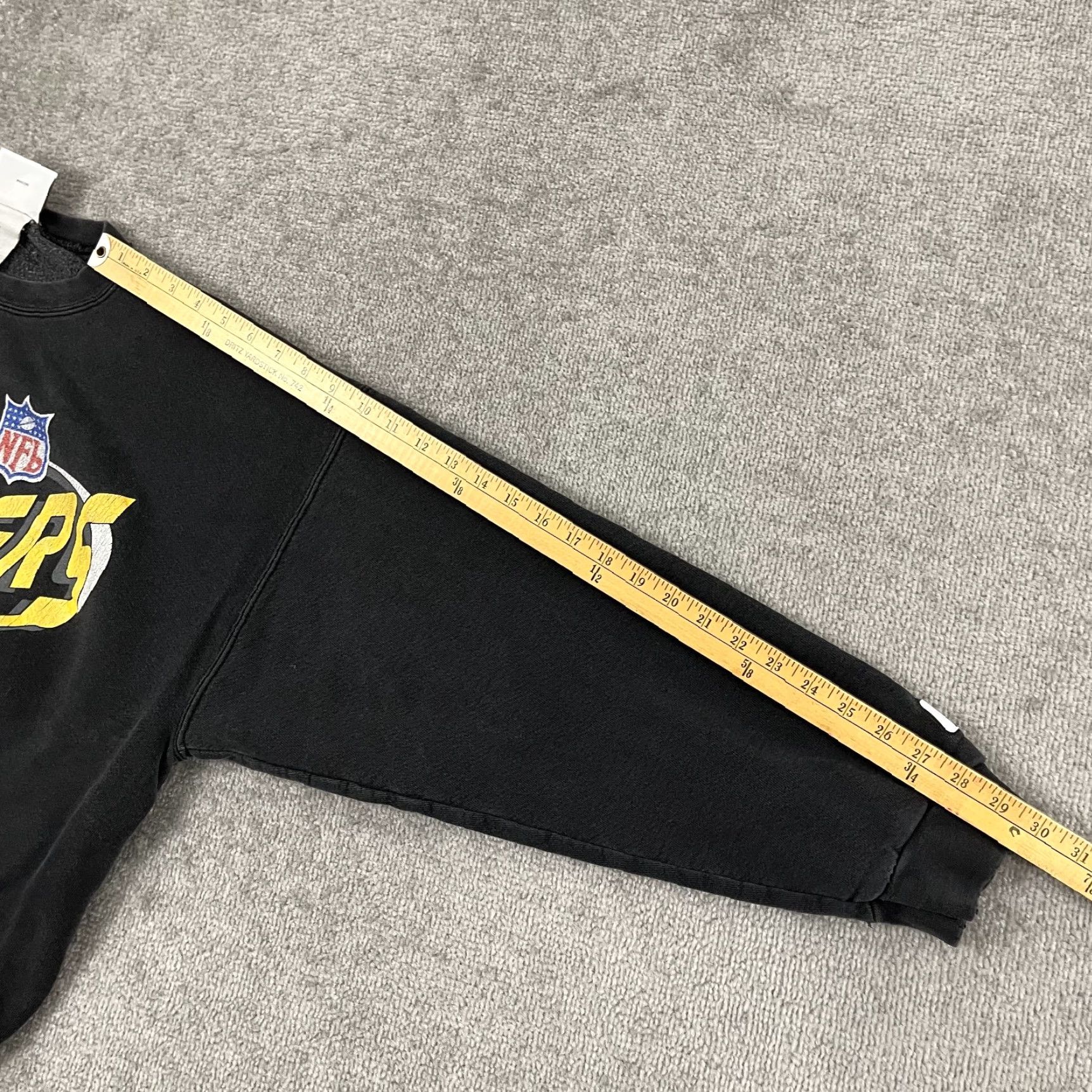 Logo Athletic VINTAGE Pittsburgh Steelers Sweatshirt Mens Large Faded Black Logo Athletic Crew 90s Mens Size US L / EU 52-54 / 3 - 7 Thumbnail
